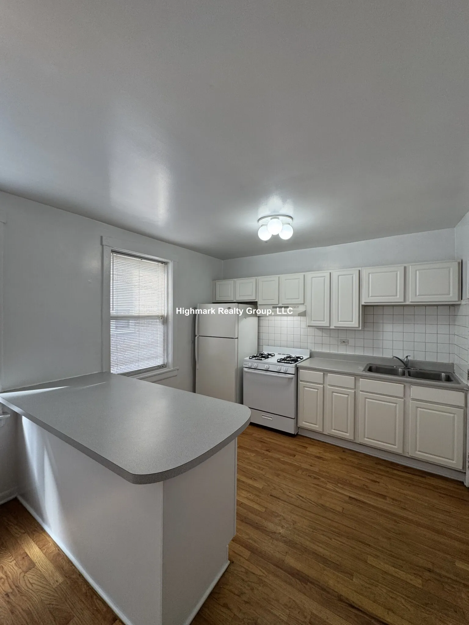 5028 N Springfield Ave, , 60625, USA 60625-unit#3W-Chicago-IL