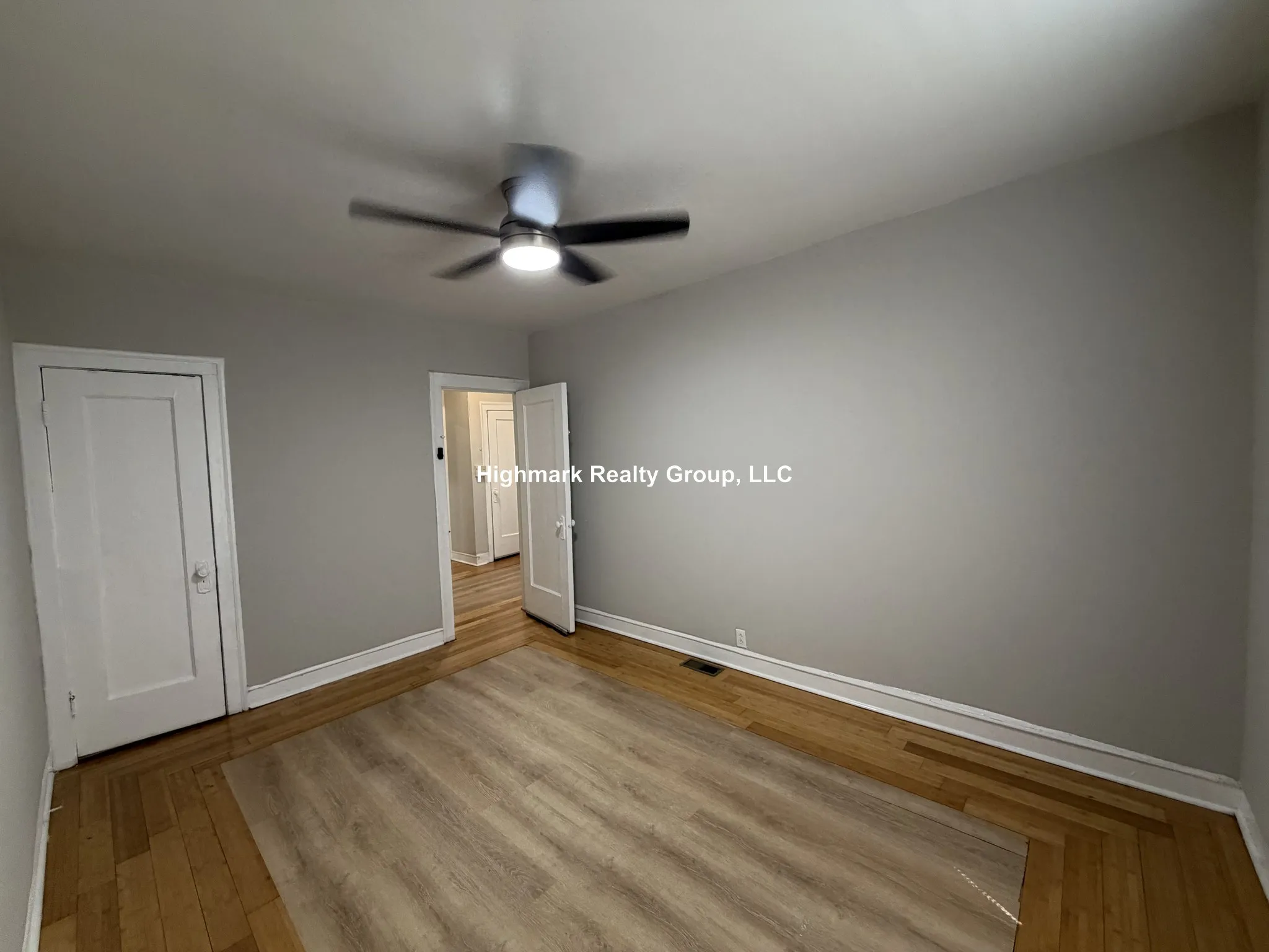 6304 N Oakley Ave, , 60659, USA 60659-unit#1F-Chicago-IL