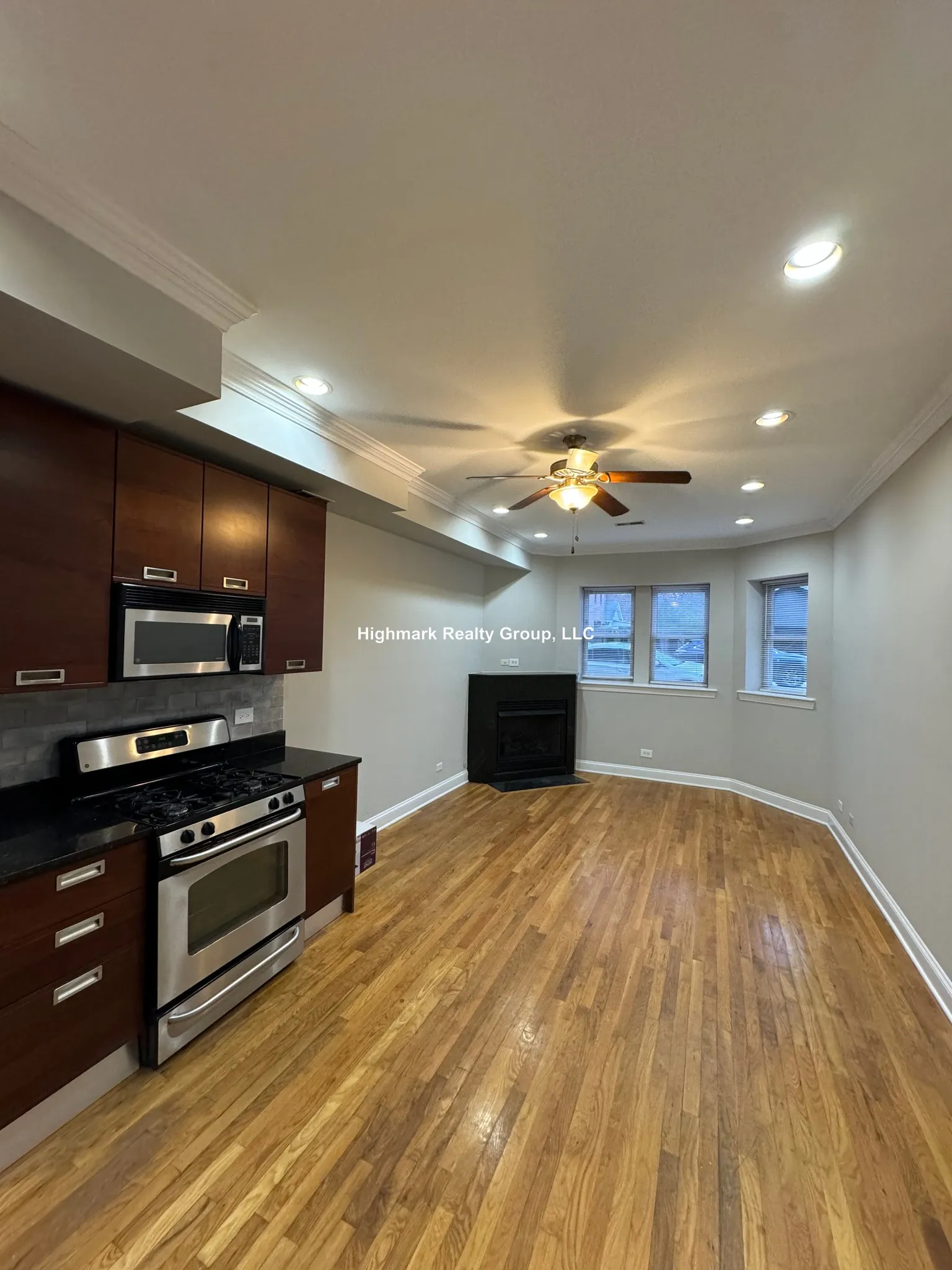 6935 N Oakley Ave, , 60645, USA 60645-unit#GC-Chicago-IL