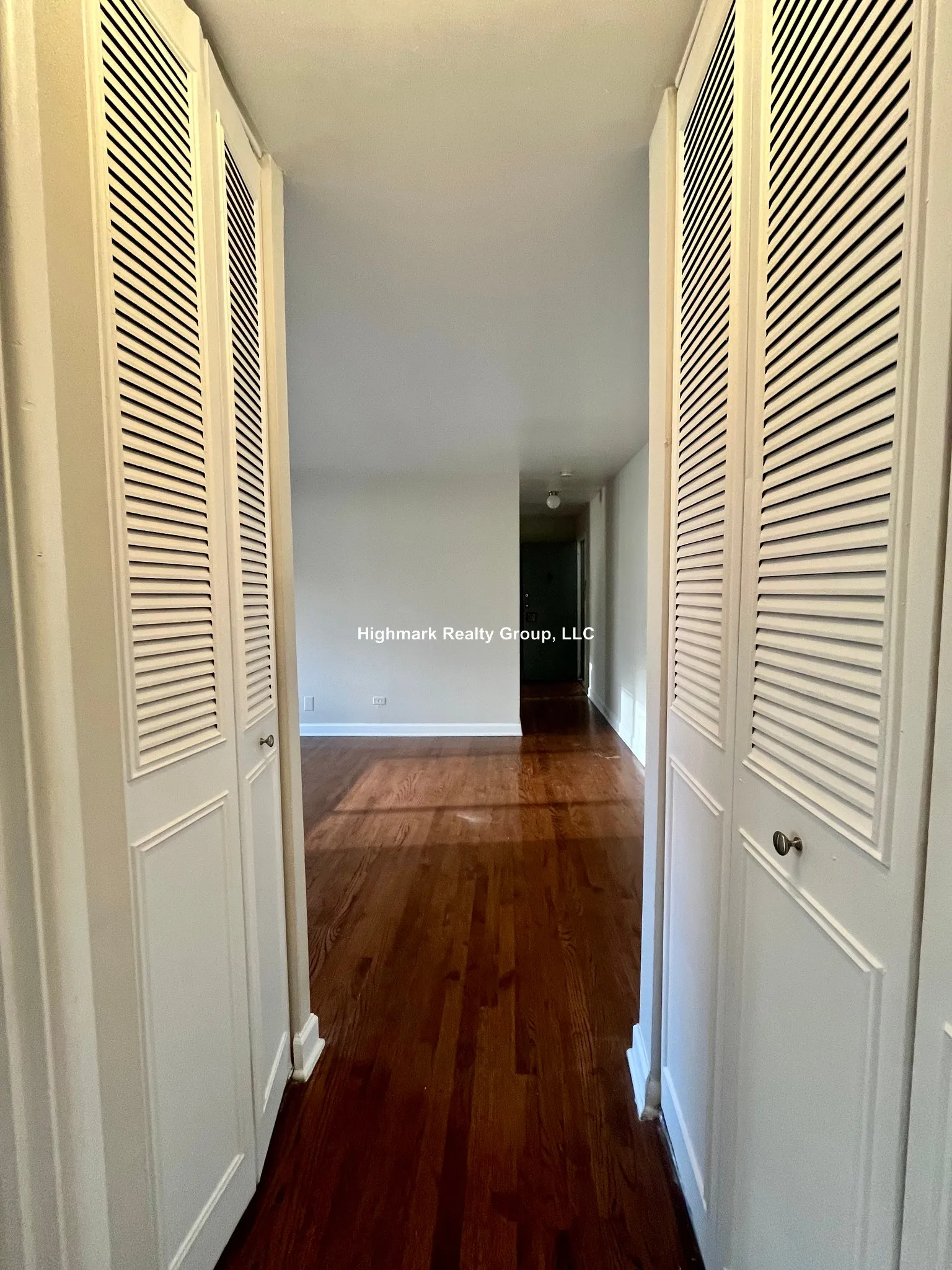 6011 N Winthrop Ave, ,  60660, USA 60660-unit#410-Chicago-IL