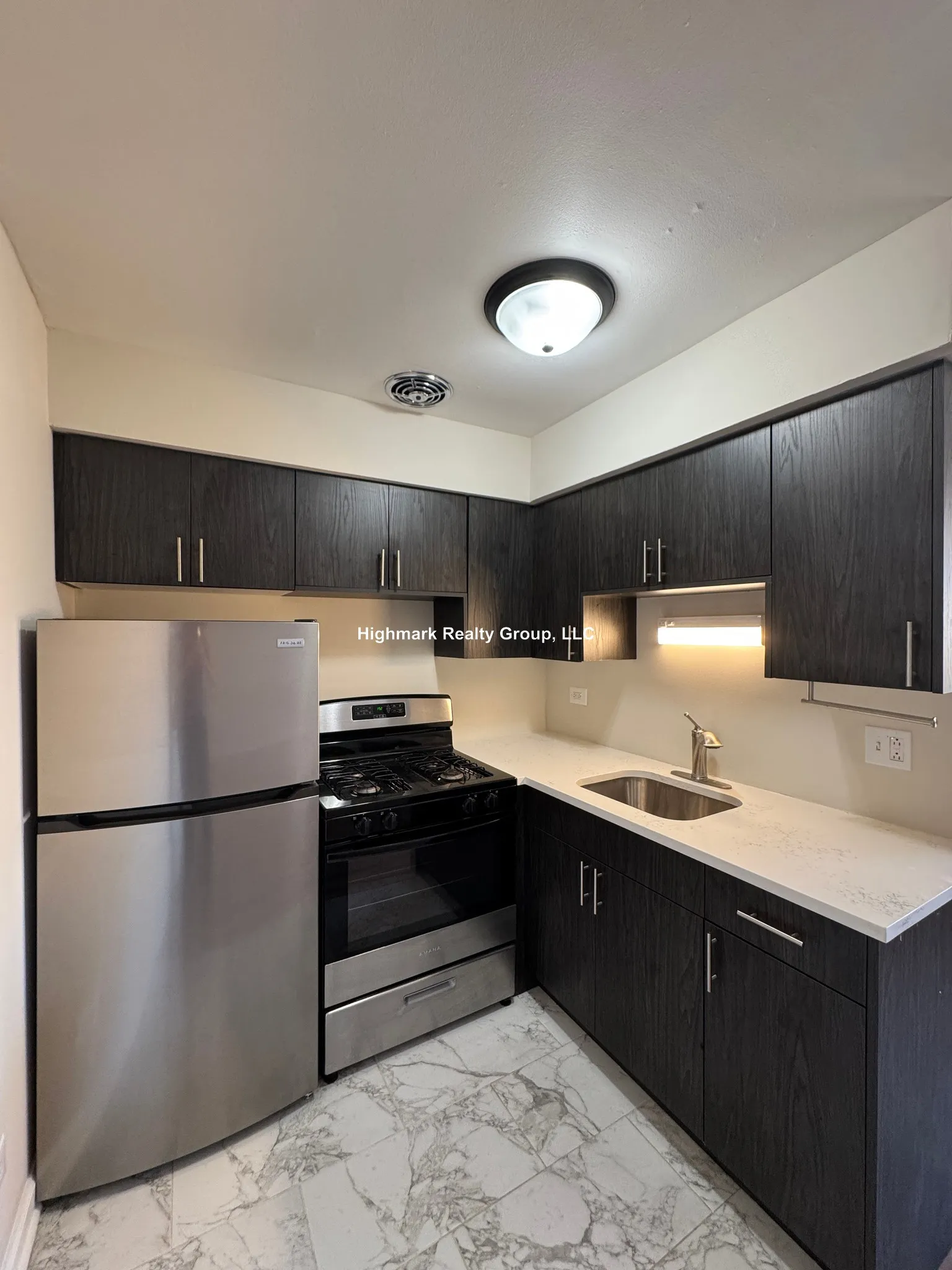 5847 N Winthrop Ave, , 60660, USA 60660-unit#405-Chicago-IL