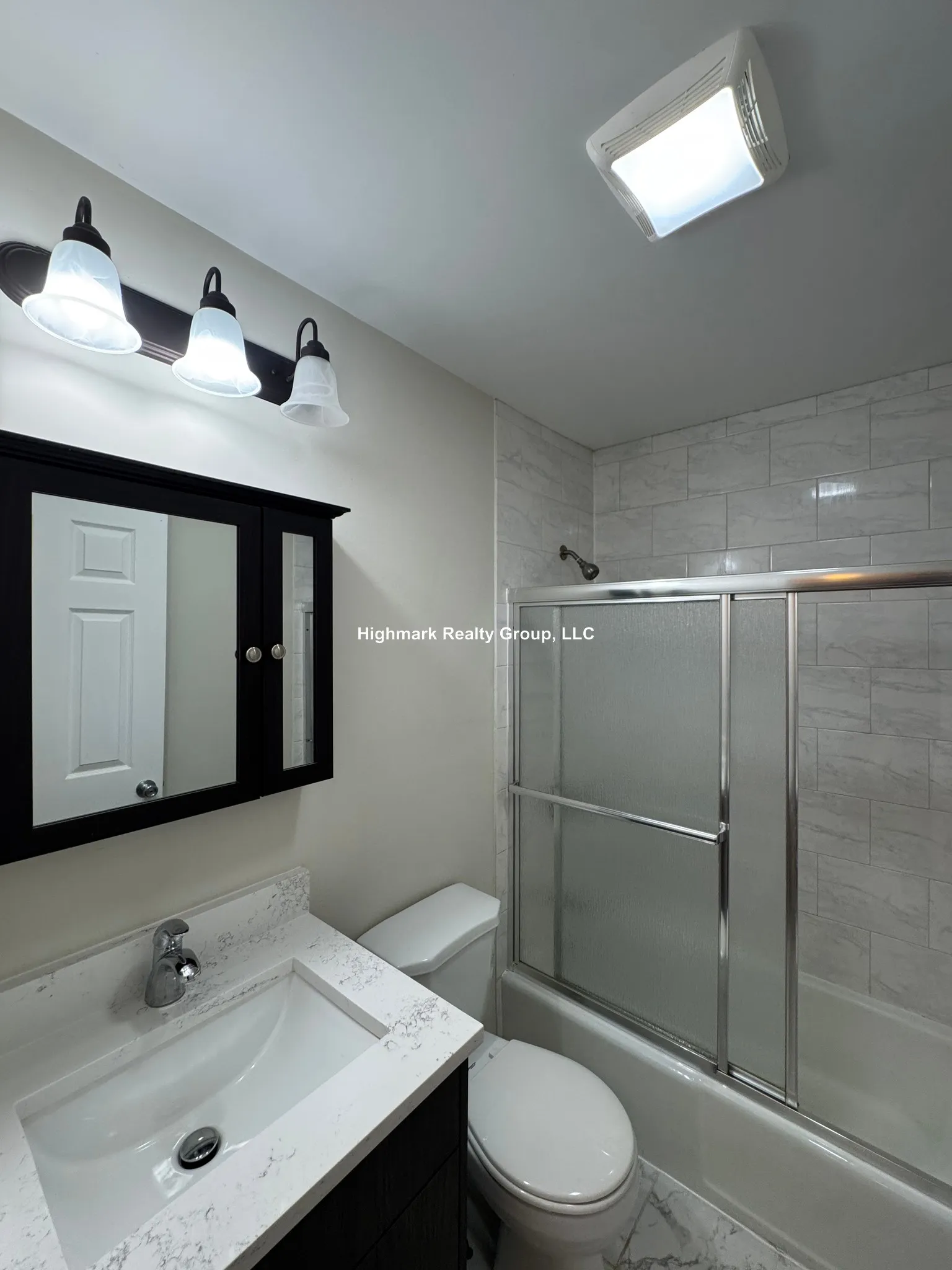 5847 N Winthrop Ave, ,  60660, USA 60660-unit#405-Chicago-IL