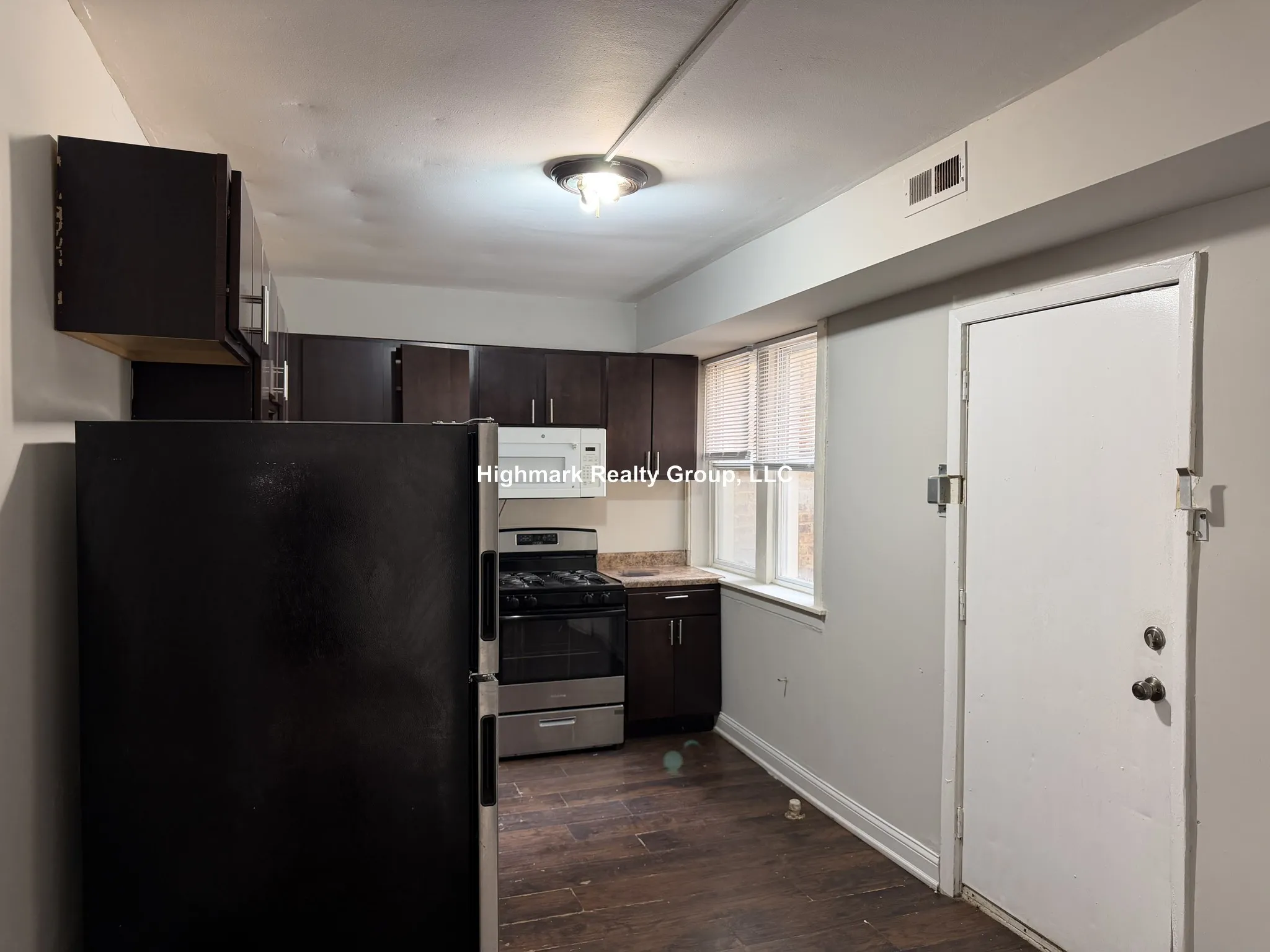 6300 N Oakley Ave, ,  60659, USA 60659-unit#1OA-Chicago-IL