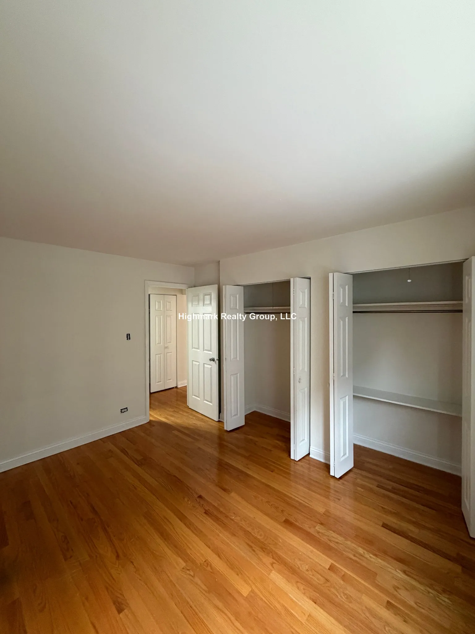 3710 N Pine Grove Ave, ,  60613, USA 60613-unit#216A-Chicago-IL