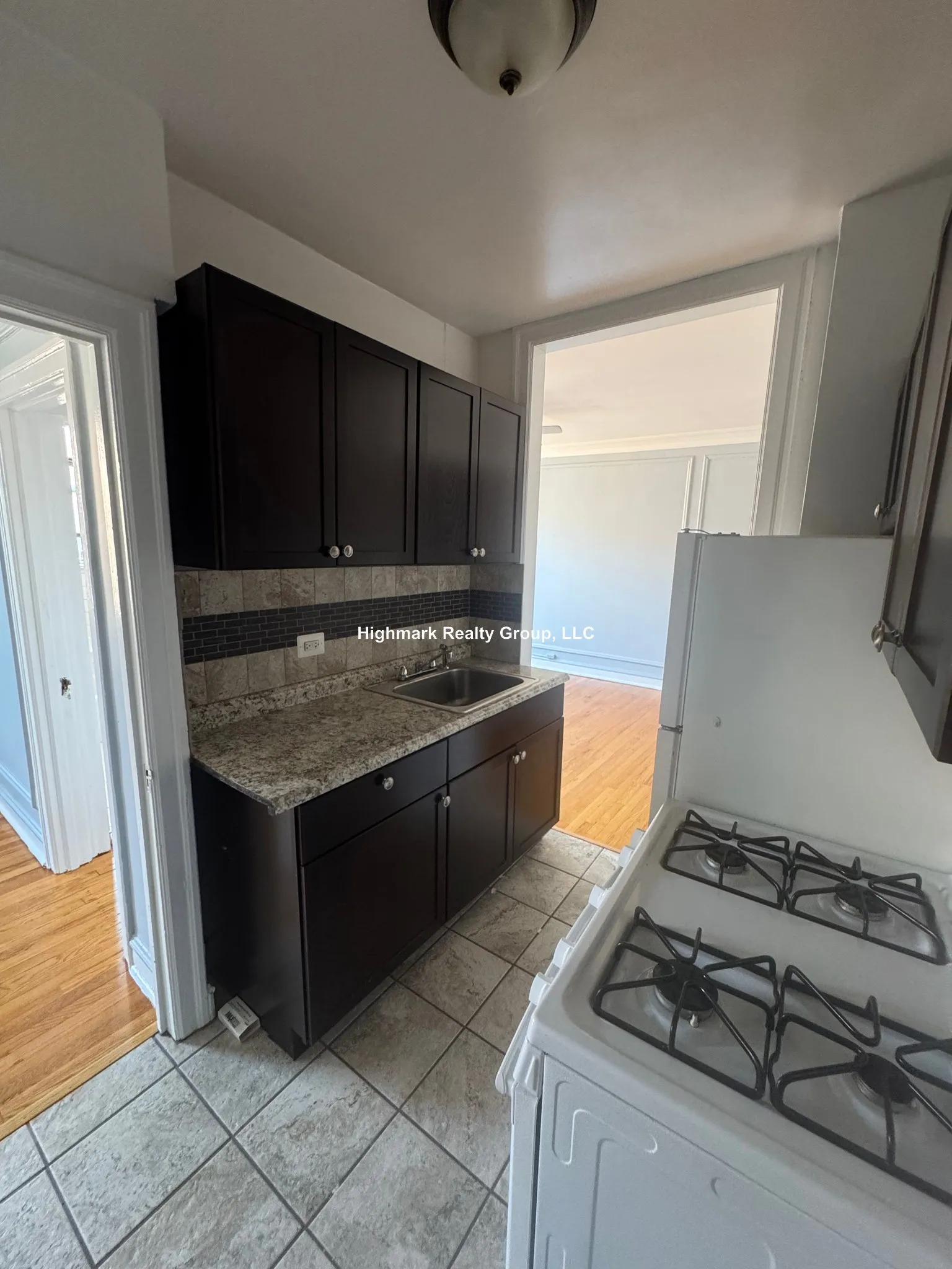 1375 W Estes Ave, , 60626, USA 60626-unit#03-Chicago-IL