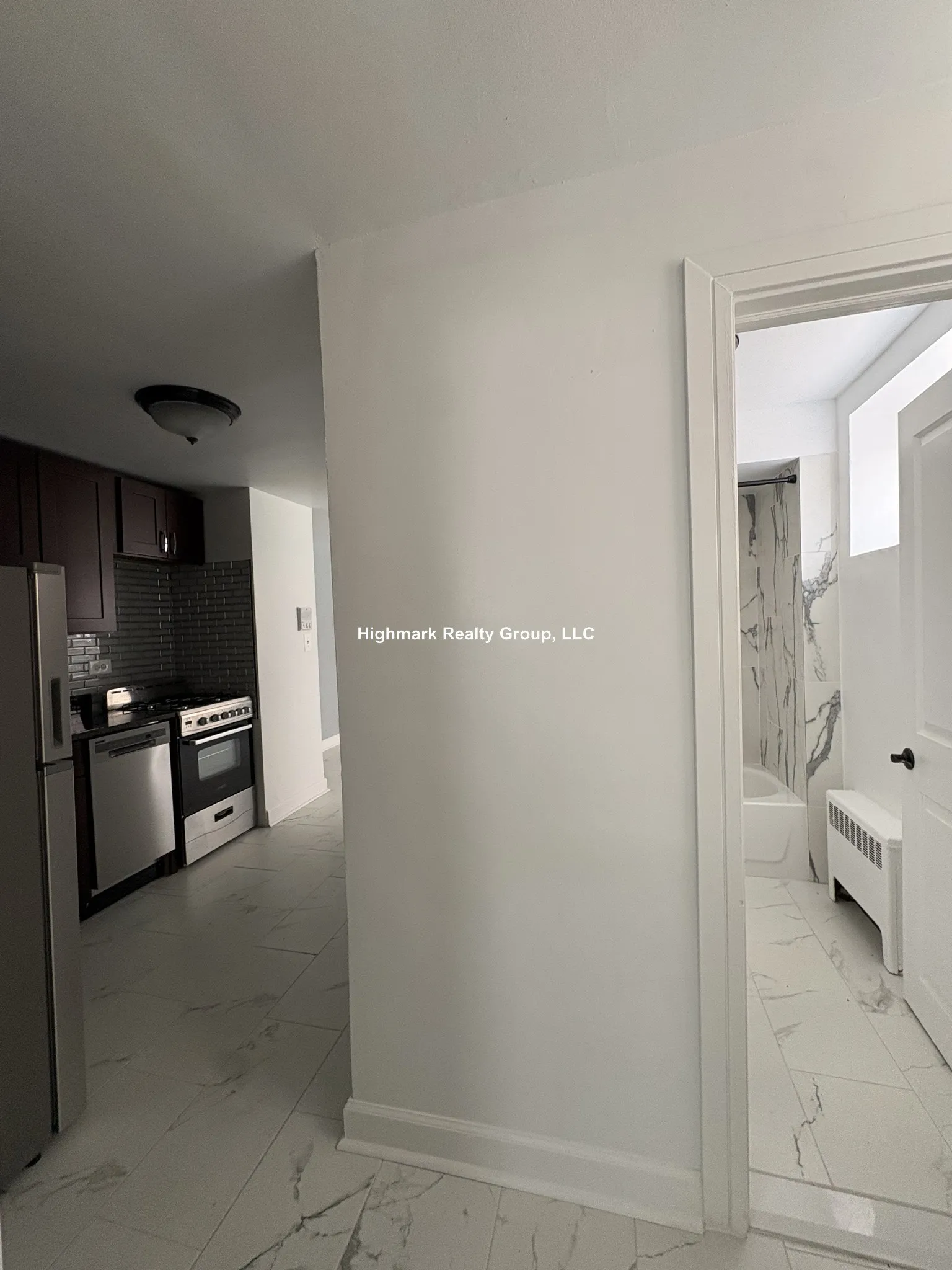 6709 N California Ave, ,  60645, USA 60645-unit#GG-Chicago-IL