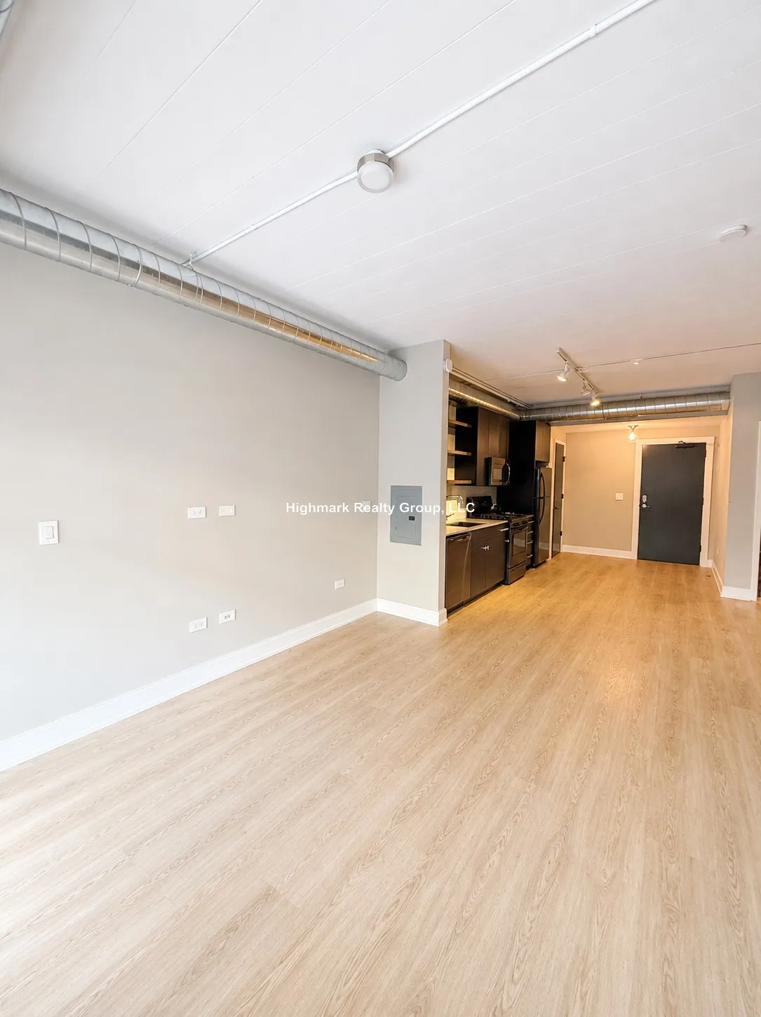 941 W Belmont Ave, ,  60657, USA 60657-unit#204B-Chicago-IL