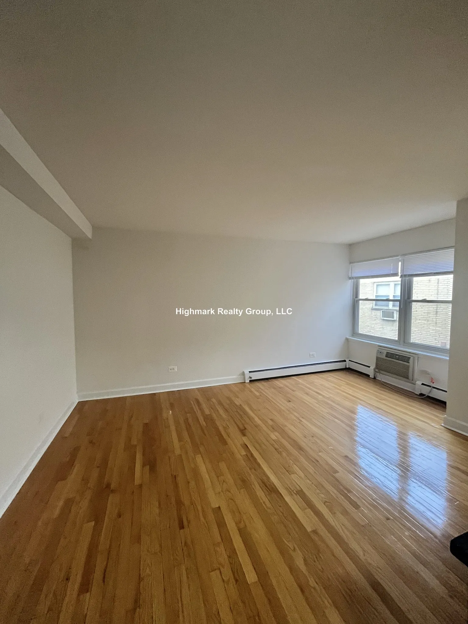 6830 N Sheridan Rd, , 60626, USA 60626-unit#550-Chicago-IL