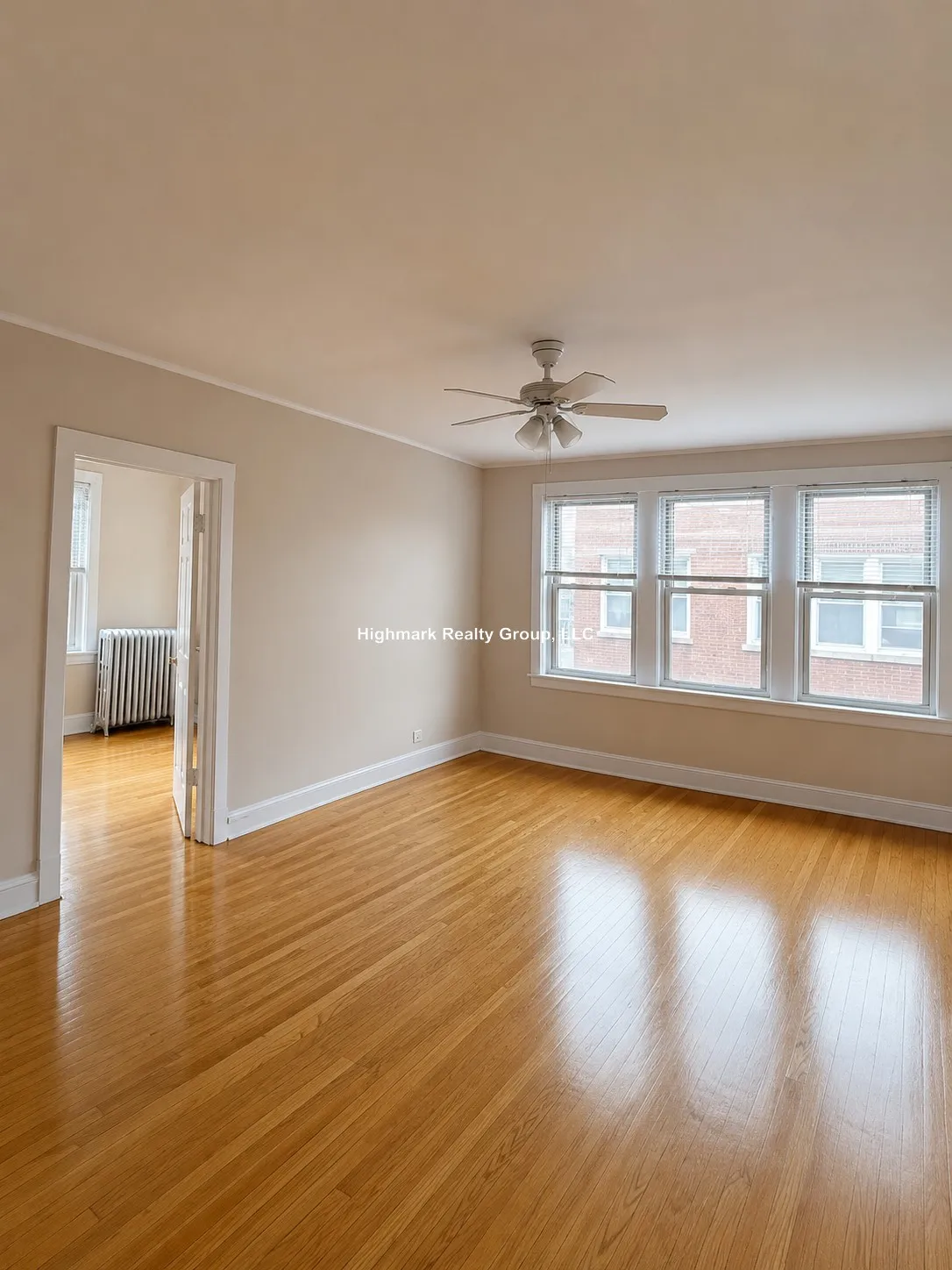 2340 W Touhy Ave, ,  60645, USA 60645-unit#3A-Chicago-IL
