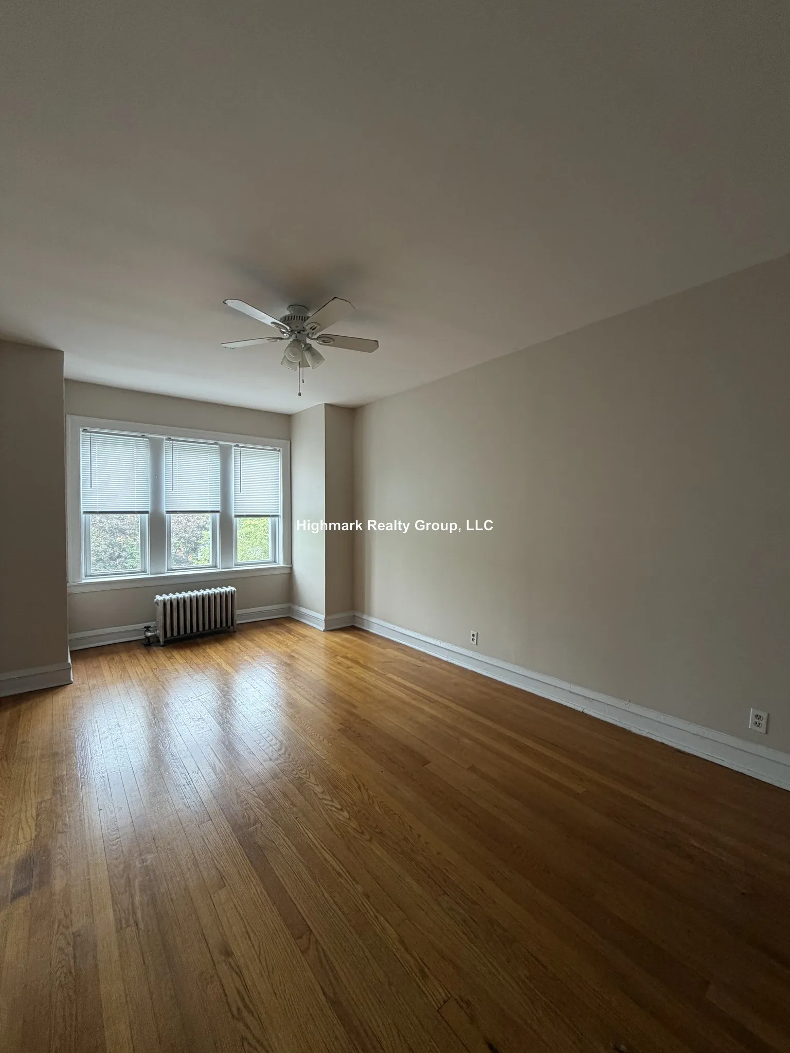 1143 W Morse Ave, , 60626, USA 60626-unit#310-Chicago-IL