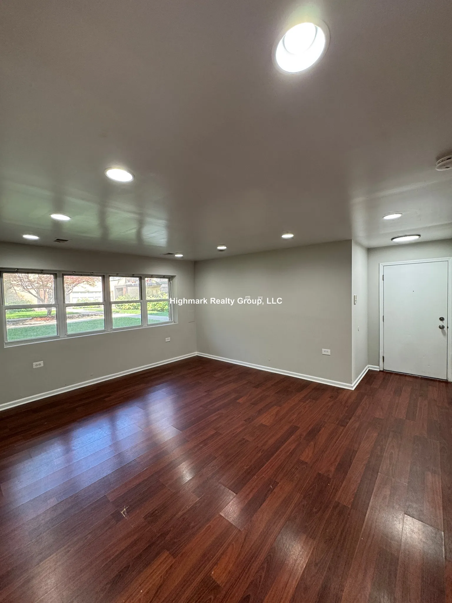 2530 W Fitch Ave, ,  60645, USA 60645-unit#GB-Chicago-IL