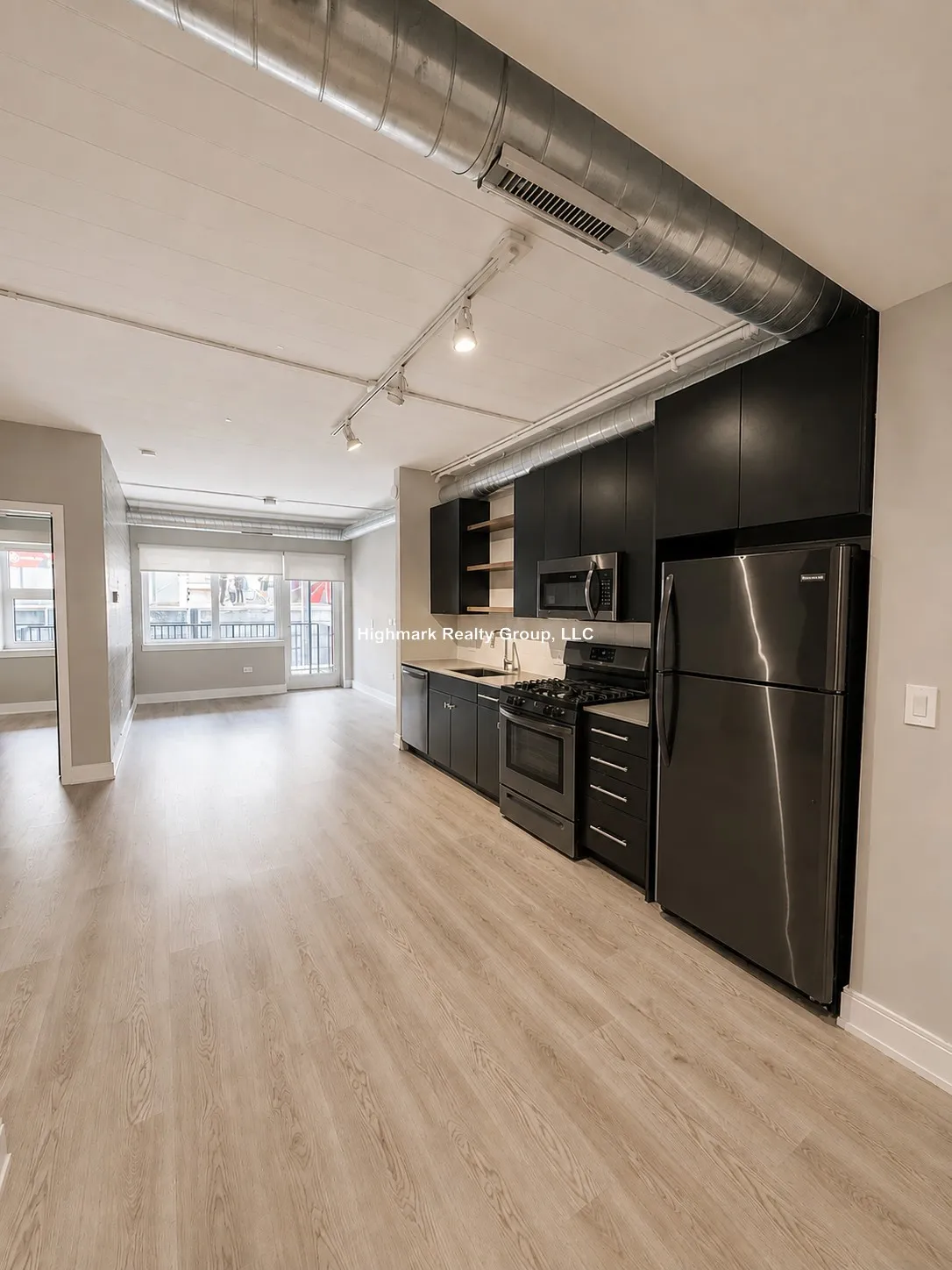 941 W Belmont Ave, ,  60657, USA 60657-unit#204B-Chicago-IL