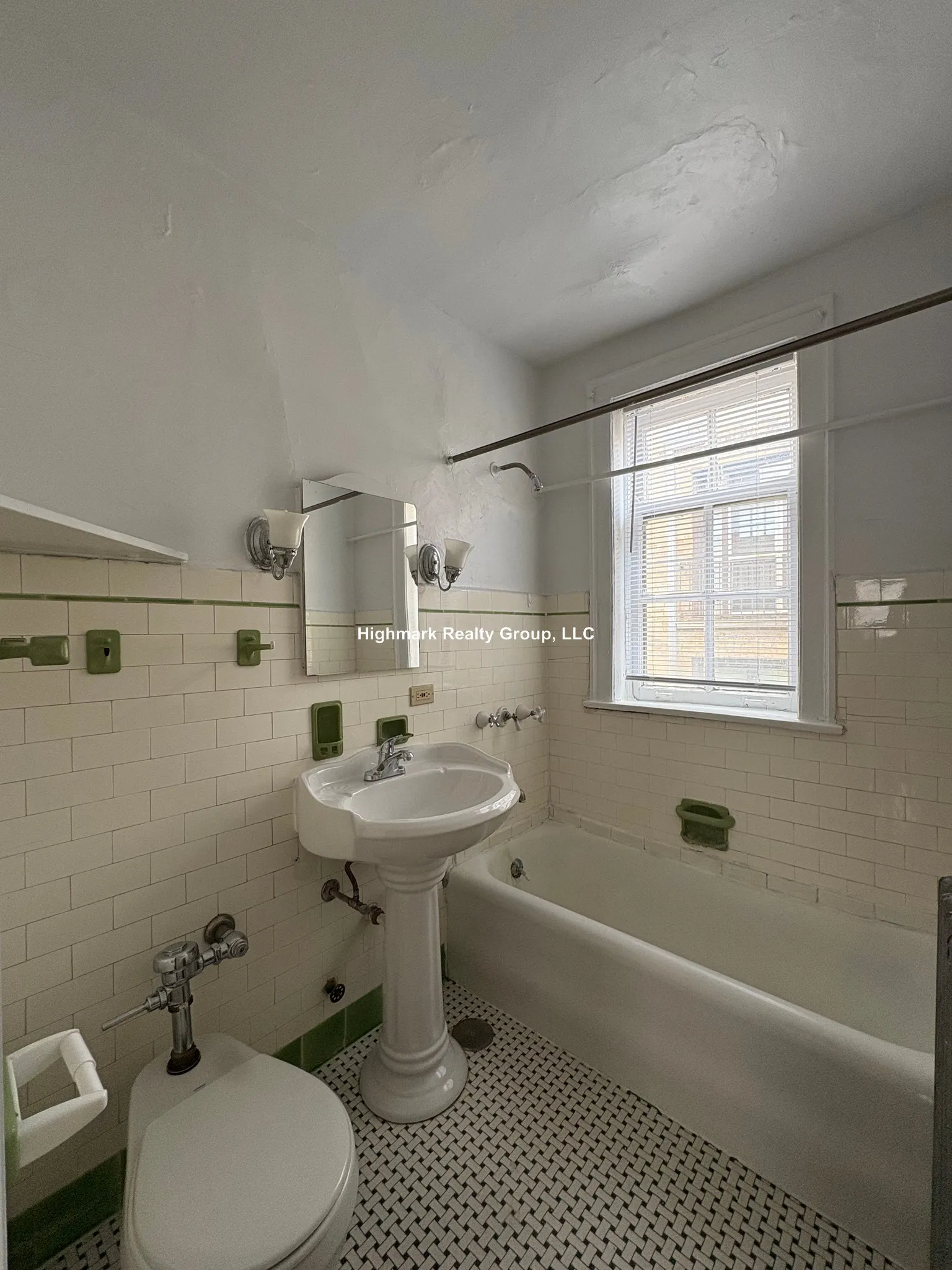 907 Elmwood Ave, , 60202, USA 60202-unit#N3-Evanston-IL