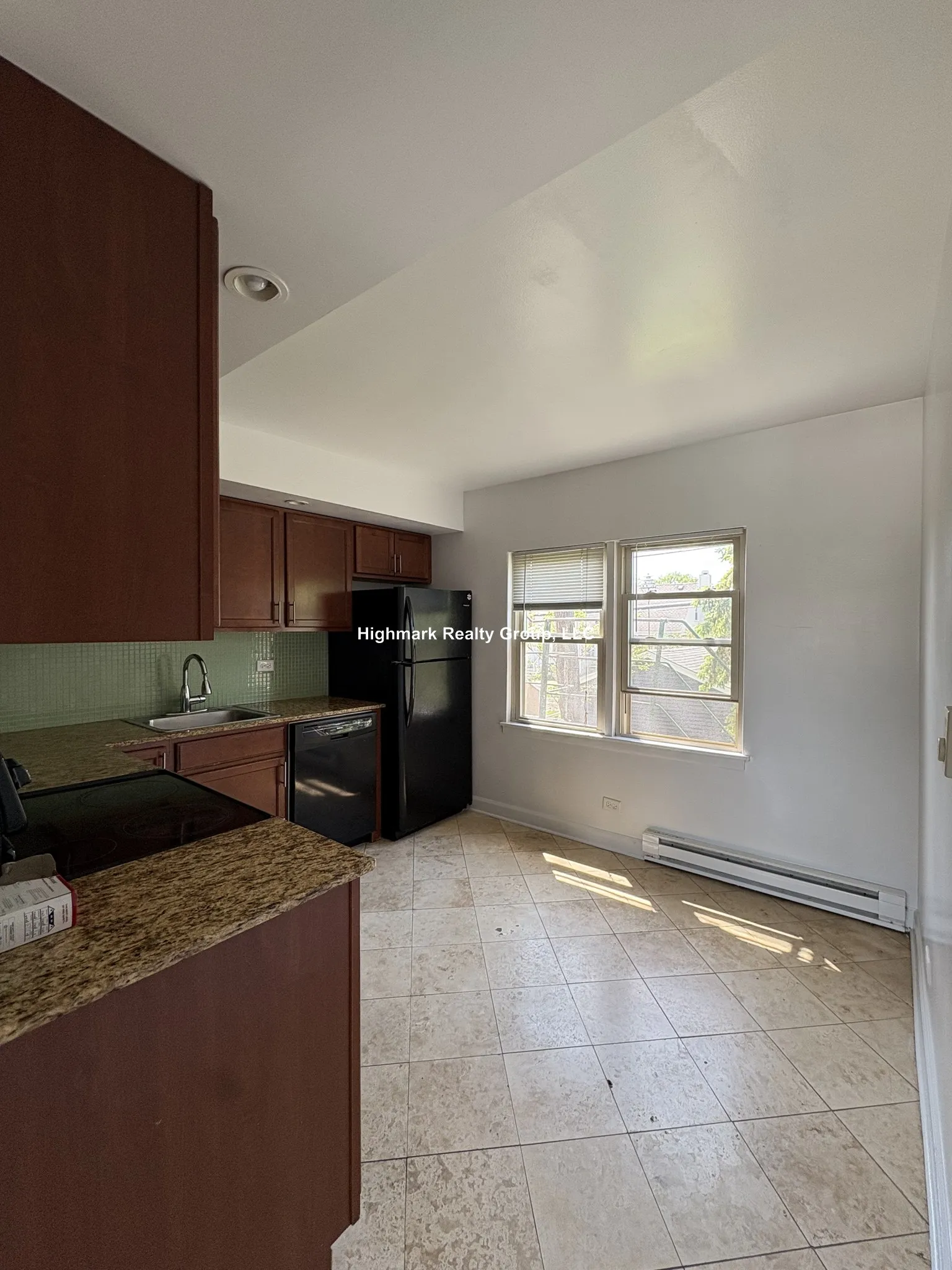 7632 N Milwaukee Ave, , 60714, USA 60714-unit#4N-Niles-IL