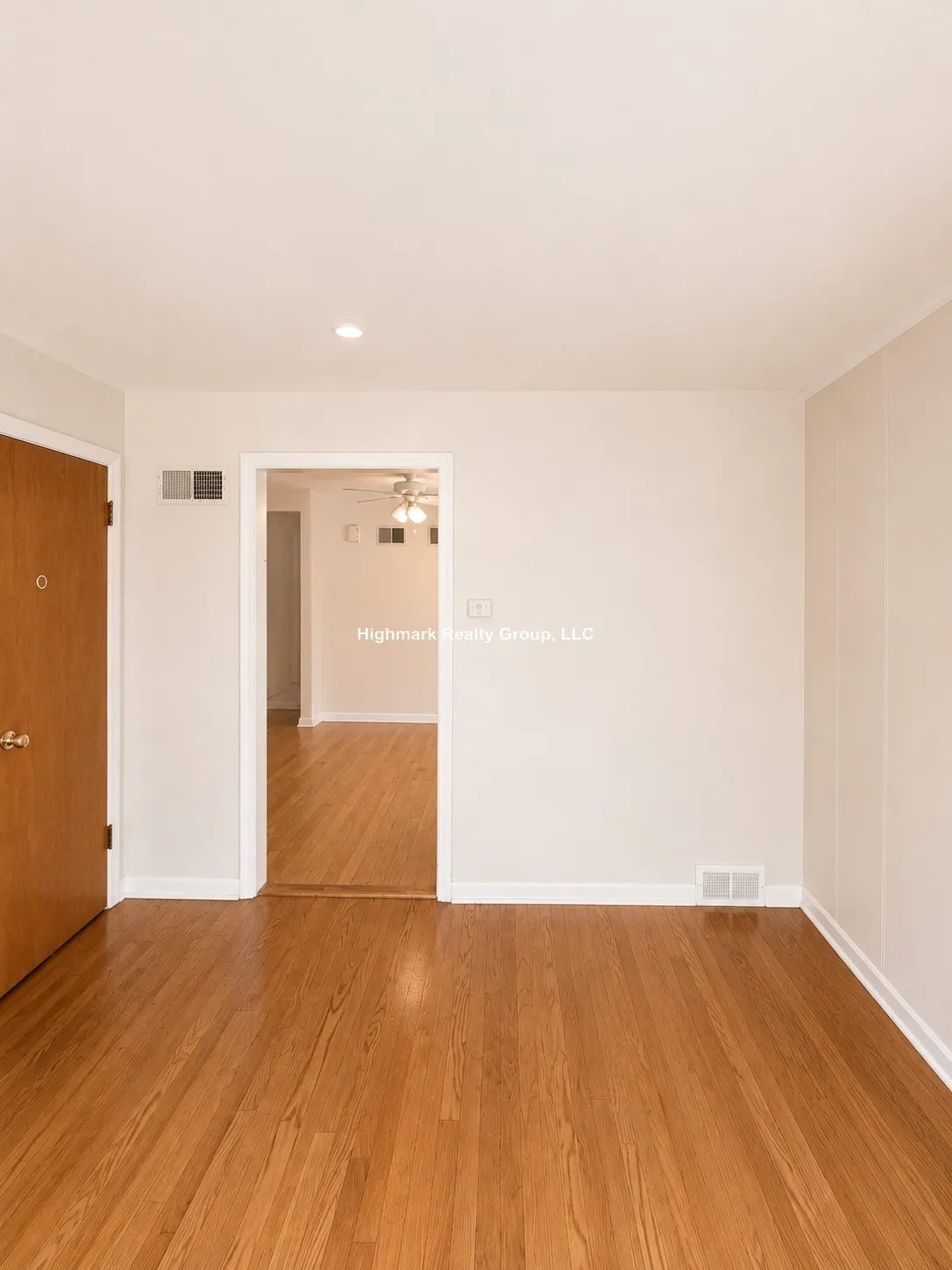 8242 Kilpatrick Ave, , 60076, USA 60076-unit#A1-Skokie-IL