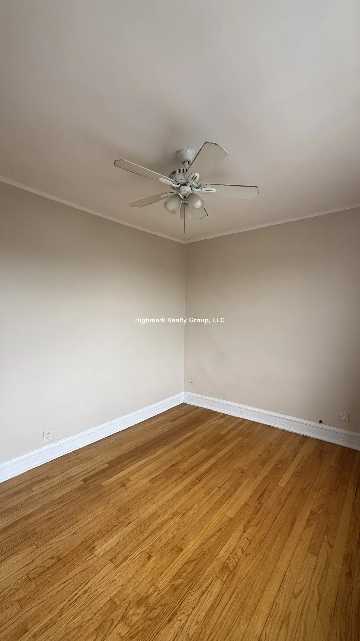 2340 W Touhy Ave, ,  60645, USA 60645-unit#3A-Chicago-IL