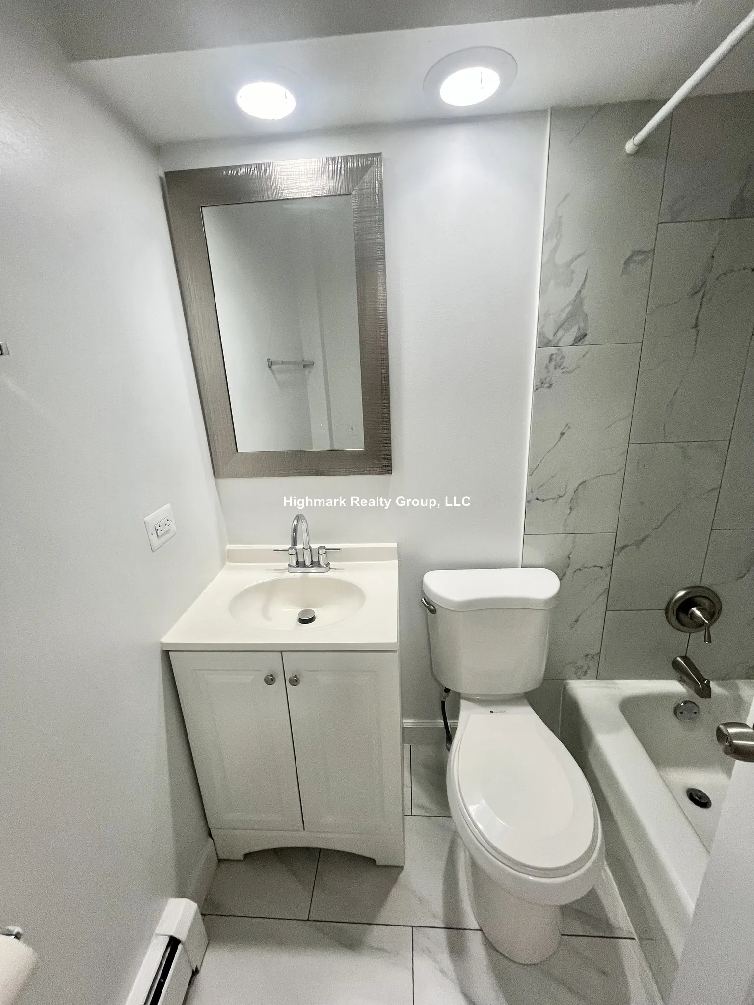 6830 N Sheridan Rd, , 60626, USA 60626-unit#550-Chicago-IL