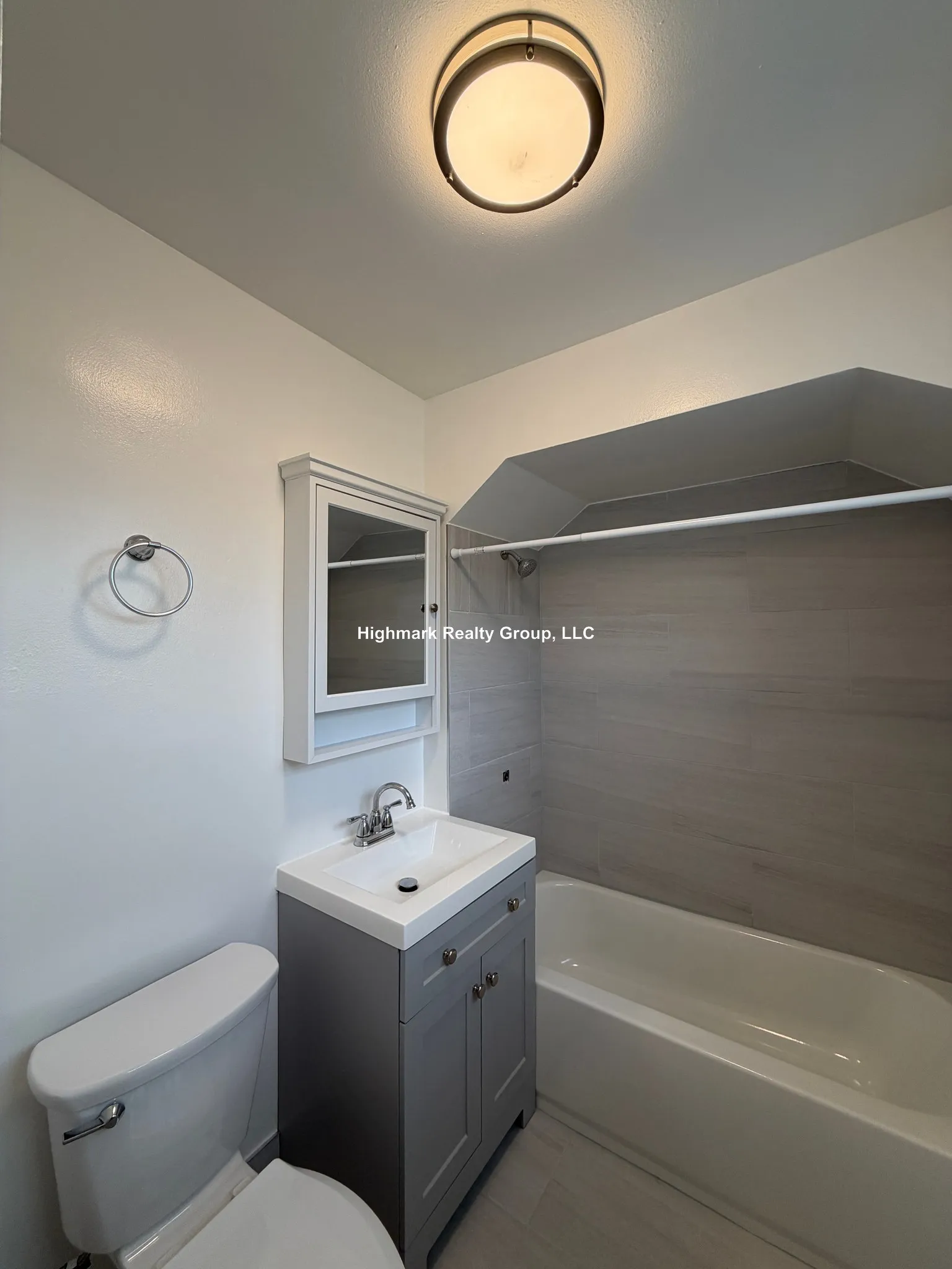 2752 W North Shore Ave, ,  60645, USA 60645-unit#2AK-Chicago-IL