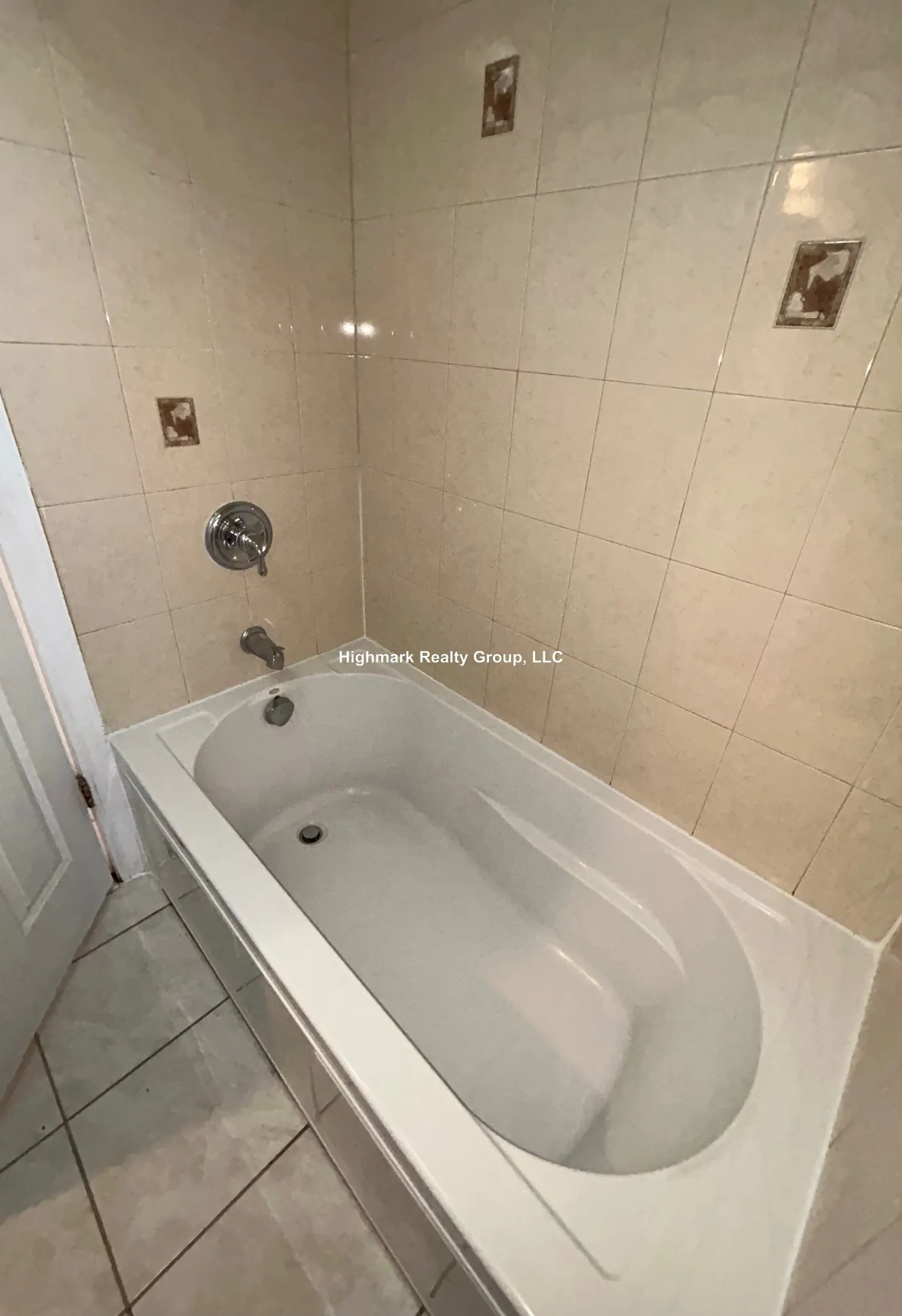 4542 W George St, ,  60641, USA 60641-unit#2S-Chicago-IL