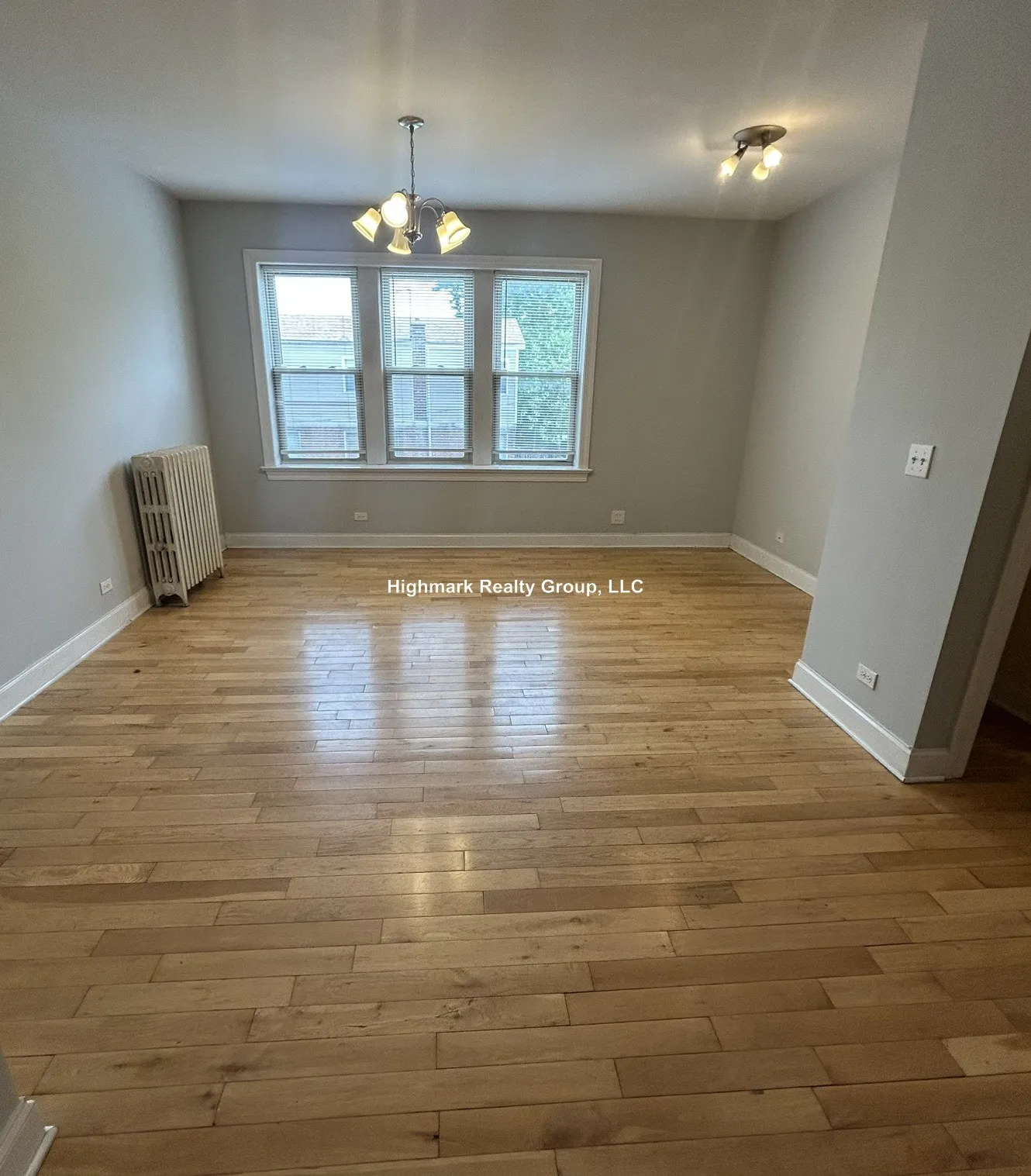 4542 W George St, ,  60641, USA 60641-unit#2S-Chicago-IL