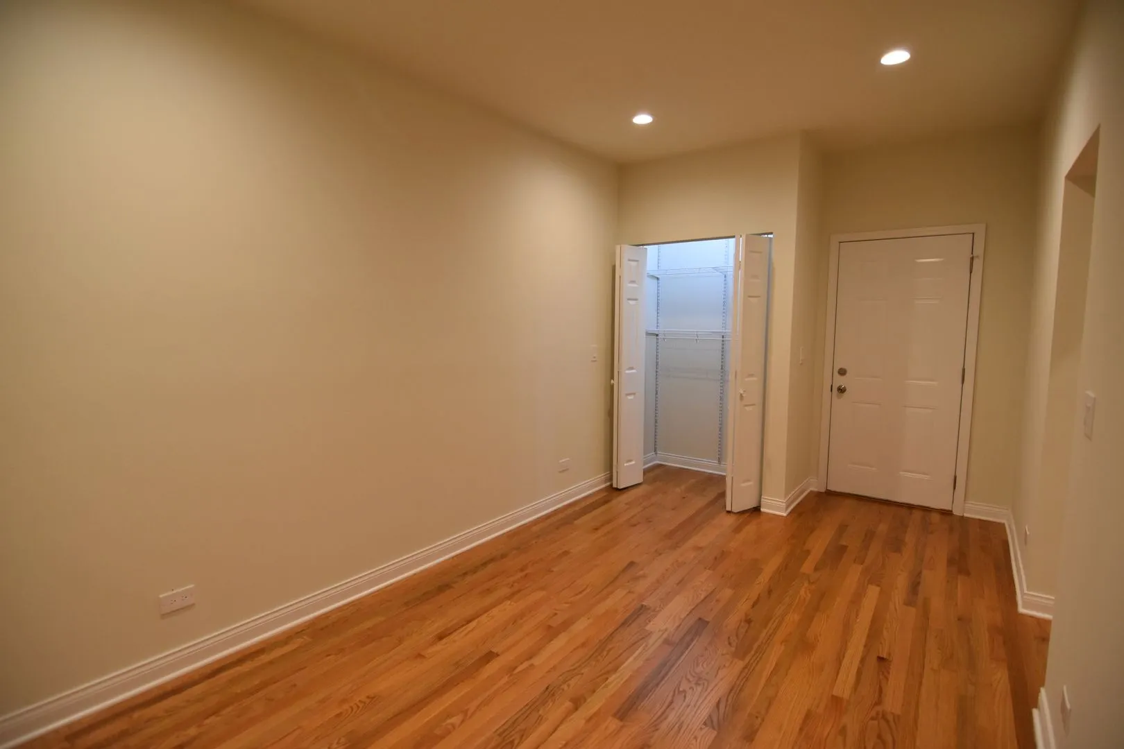 900 W Belmont Ave, ,  60657, USA 60657-unit#908-2-Chicago-IL