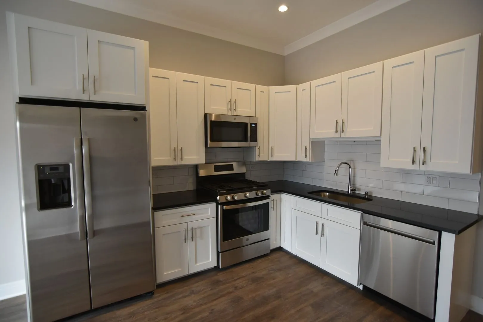 927 W Irving Park Rd, ,  60613, USA 60613-unit#927-503-Chicago-IL