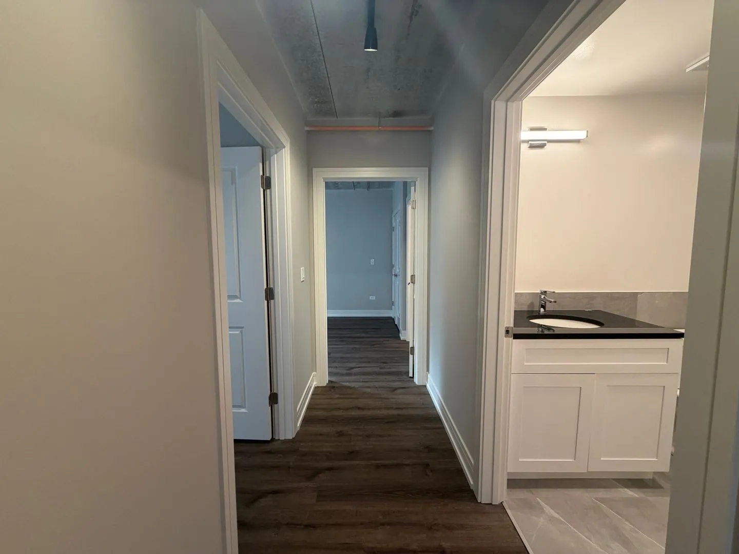 952 W Carmen Ave, , 60640, USA 60640-unit#952-211-Chicago-IL