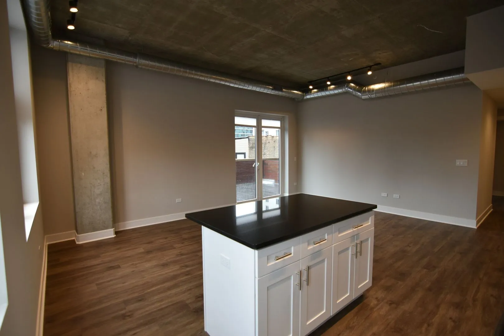 N Broadway, , , USA IL-unit#3833-311-Chicago-IL