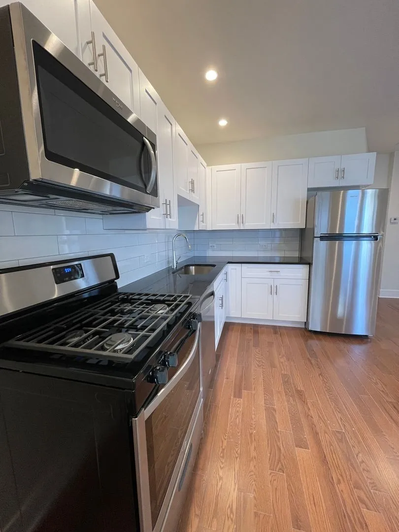 3230 N Clark St, , 60657, USA 60657-unit#3238-2R-Chicago-IL