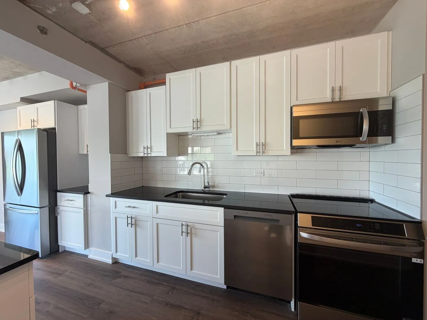 952 W Carmen Ave, ,  60640, USA 60640-unit#607-Chicago-IL
