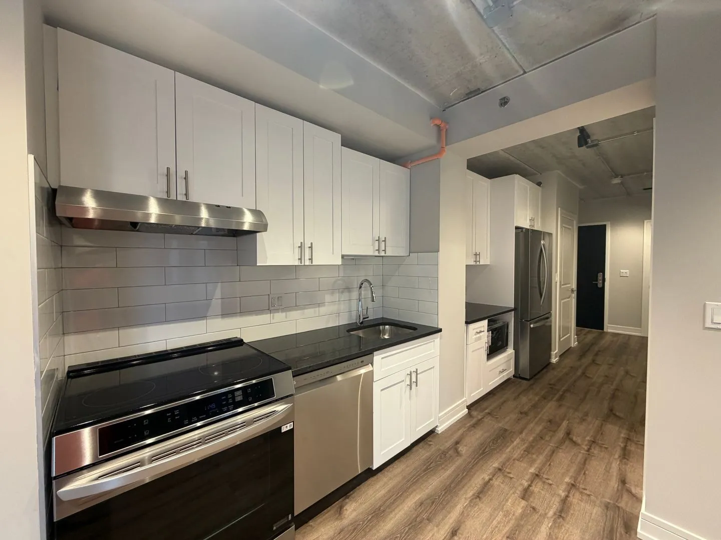 952 W Carmen Ave, ,  60640, USA 60640-unit#952-205-Chicago-IL