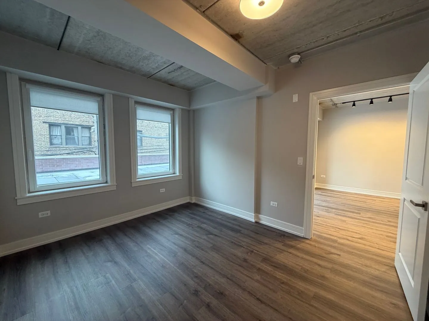 952 W Carmen Ave, ,  60640, USA 60640-unit#952-208-Chicago-IL