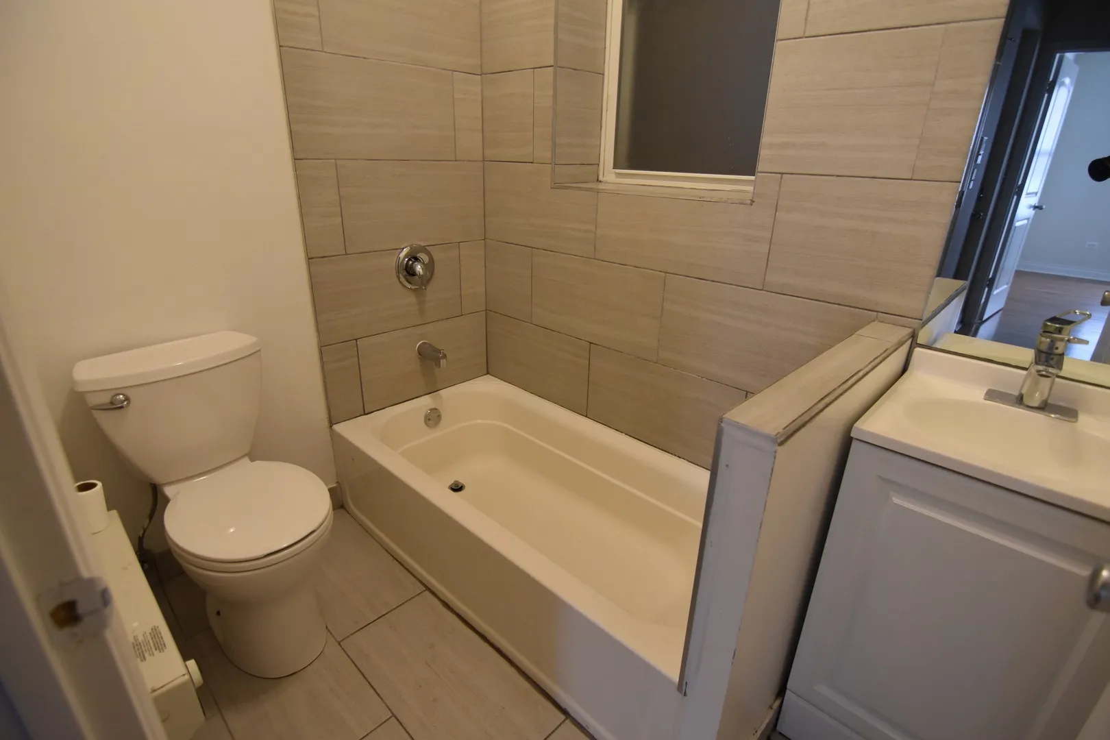 712 W Grace St, ,  60613, USA 60613-unit#GR 720-1N-Chicago-IL