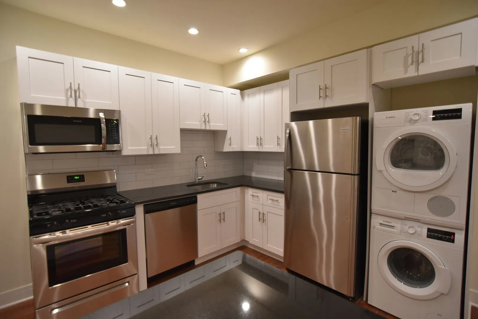 3230 N Clark St, , 60657, USA 60657-unit#3230-2F-Chicago-IL