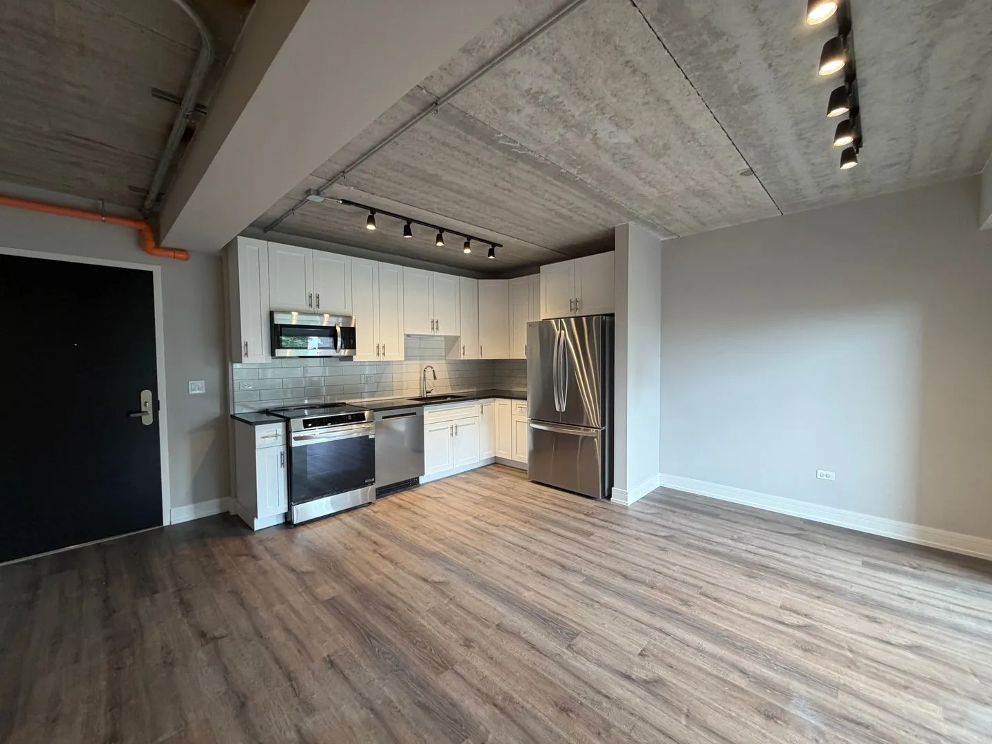 952 W Carmen Ave, , 60640, USA 60640-unit#511-Chicago-IL