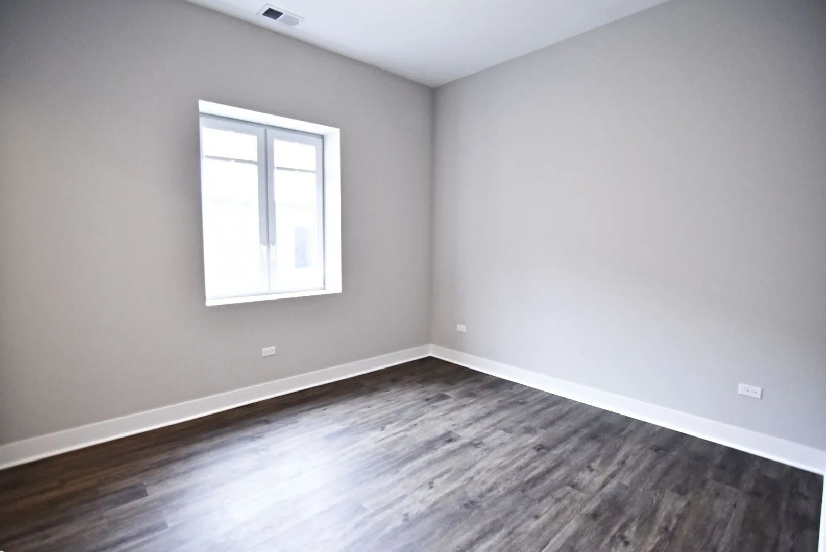 927 W Irving Park Rd, , 60613, USA 60613-unit#927-304-Chicago-IL