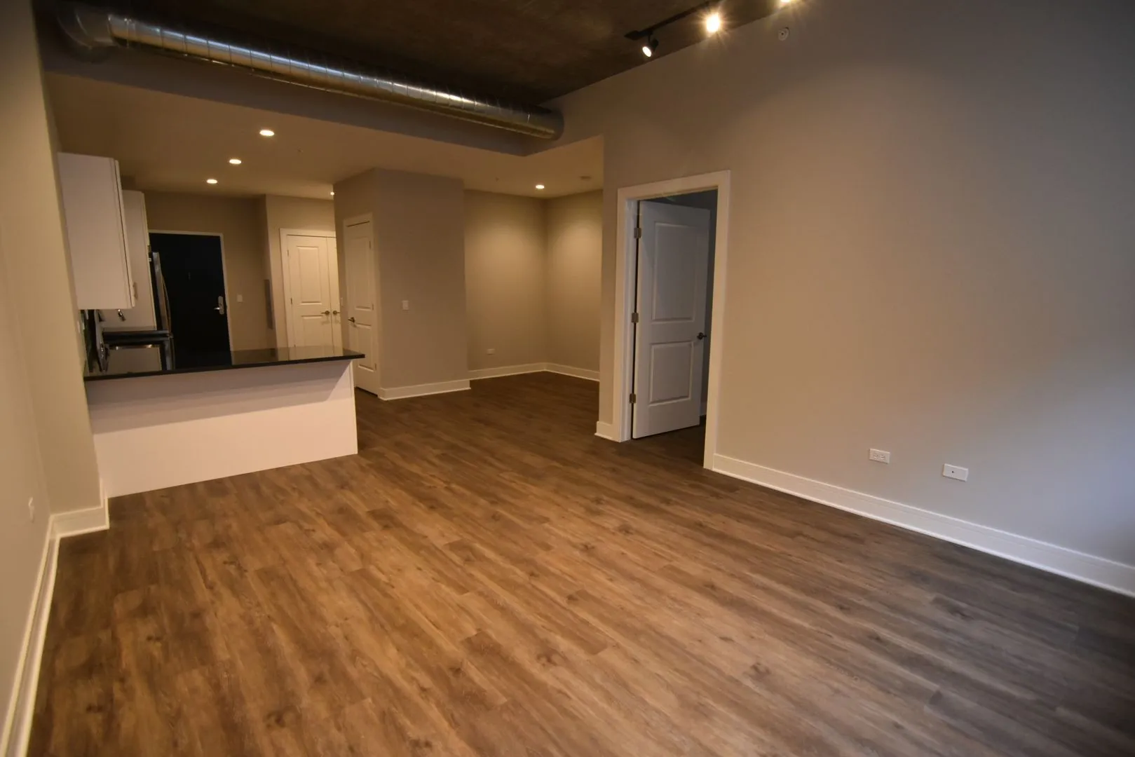 N Broadway, , , USA IL-unit#3833-520-Chicago-IL
