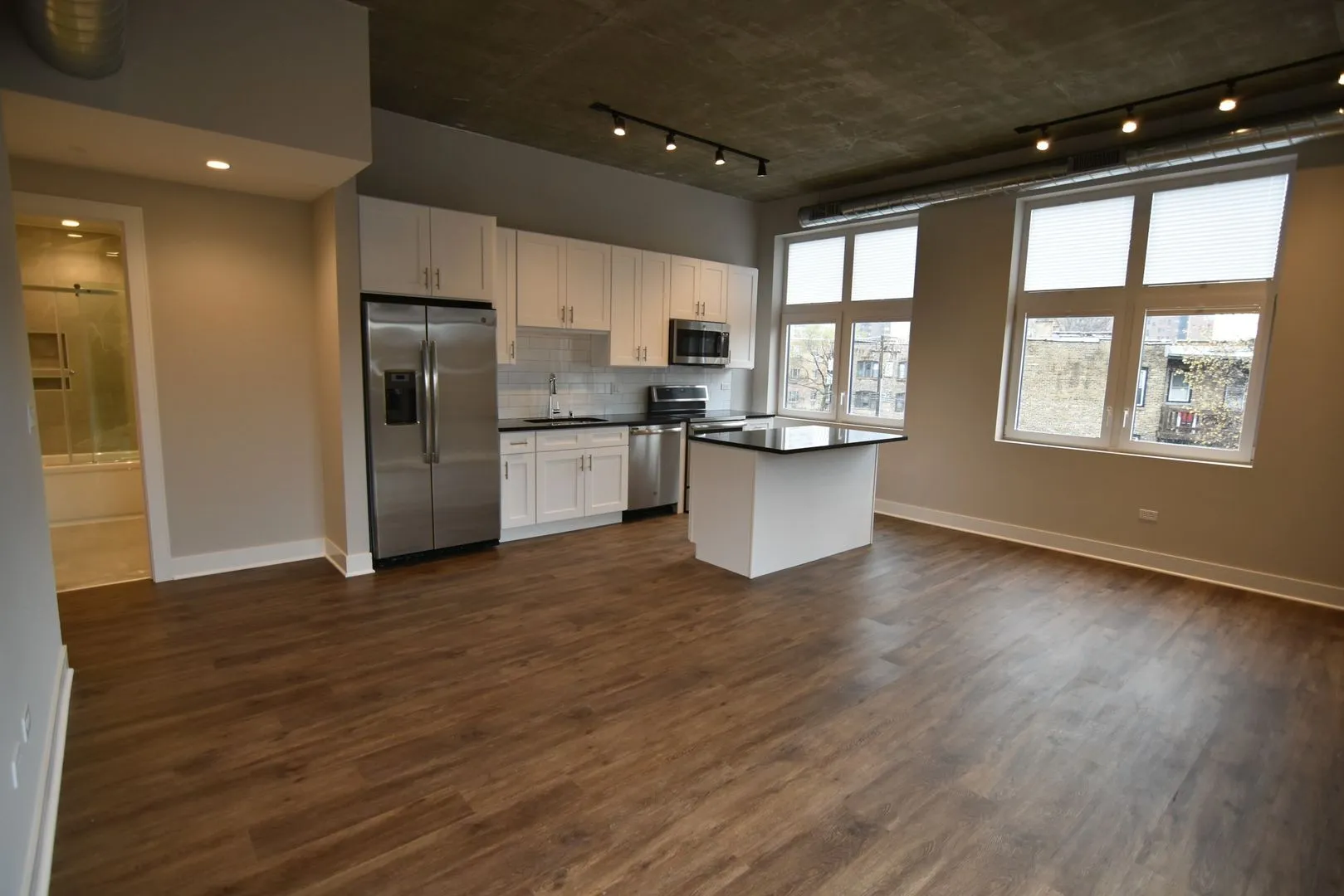 N Broadway, , , USA IL-unit#3833-311-Chicago-IL