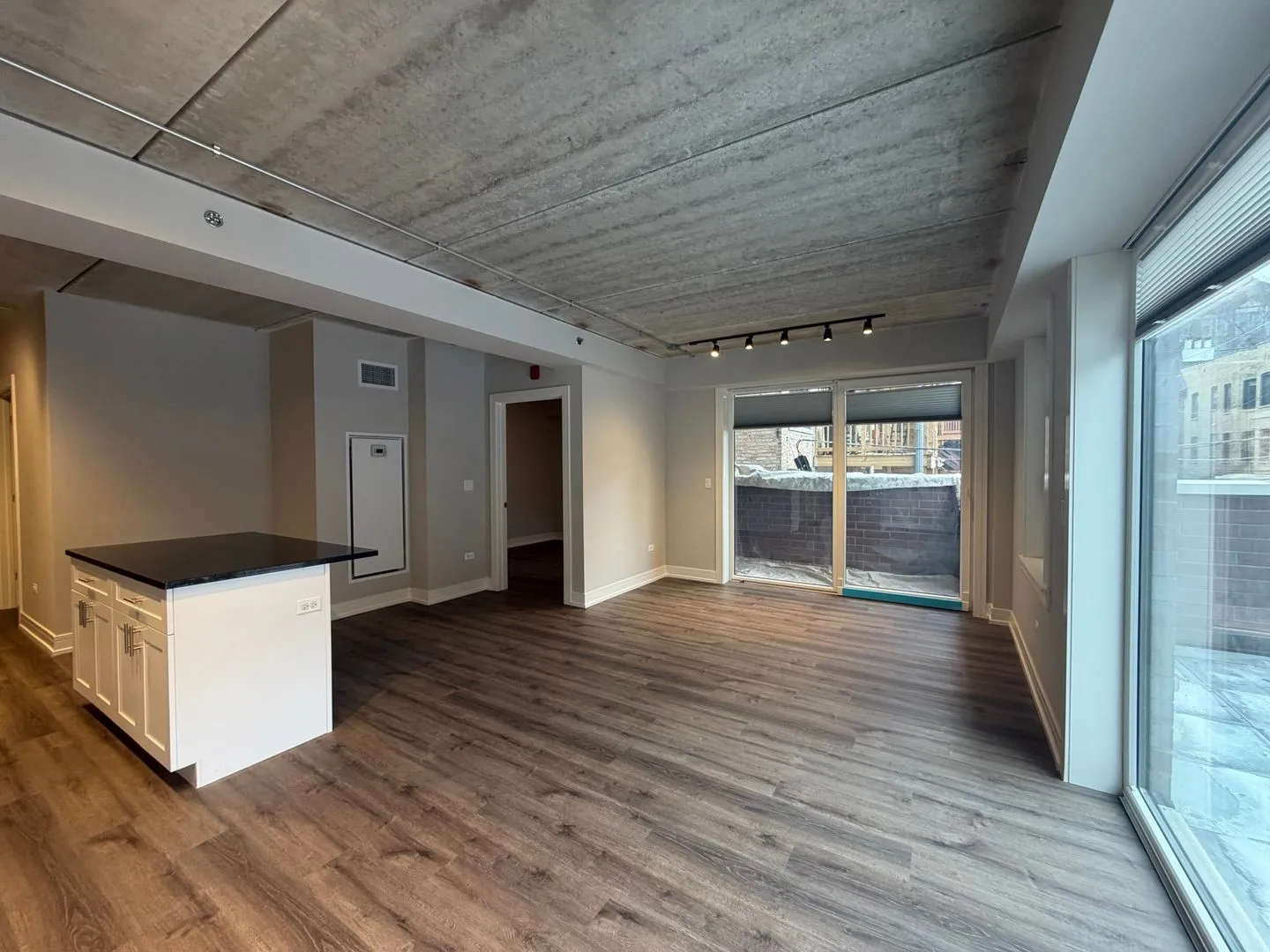 952 W Carmen Ave, , 60640, USA 60640-unit#952-307-Chicago-IL