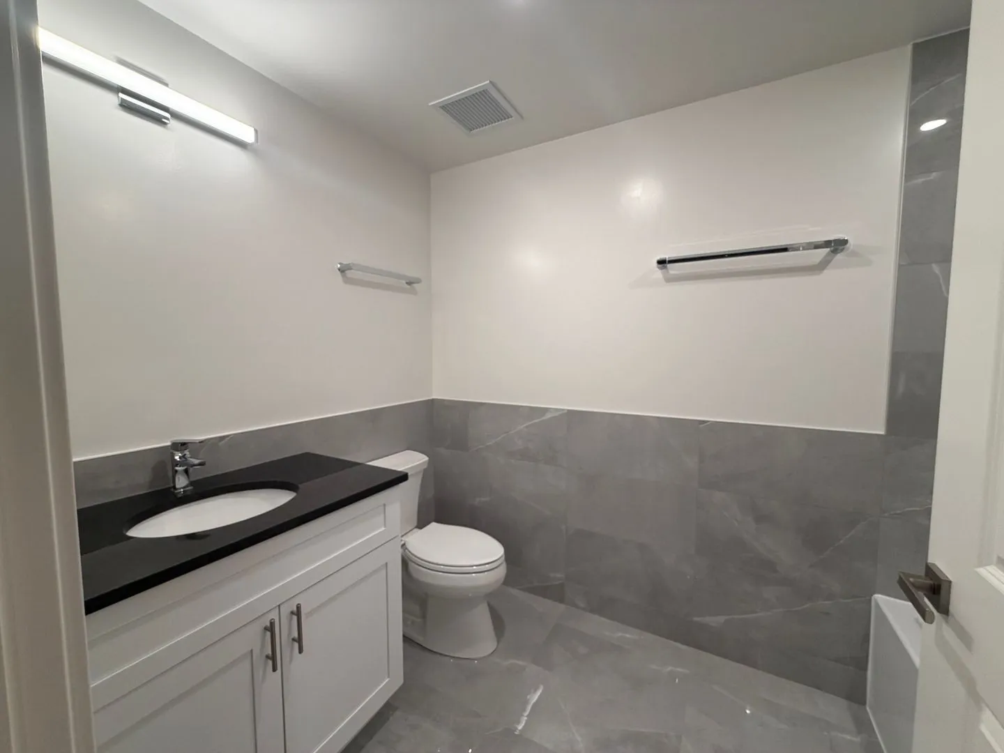 952 W Carmen Ave, ,  60640, USA 60640-unit#952-304-Chicago-IL