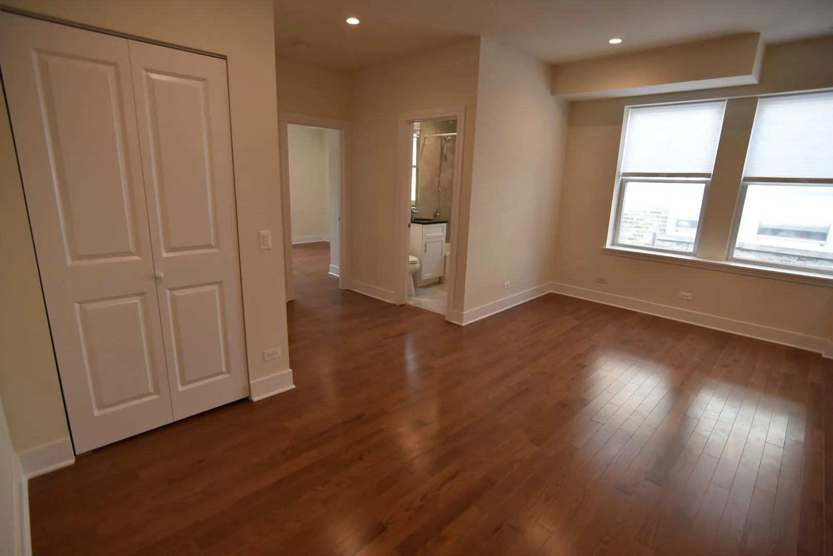3230 N Clark St, ,  60657, USA 60657-unit#3232-3R-Chicago-IL