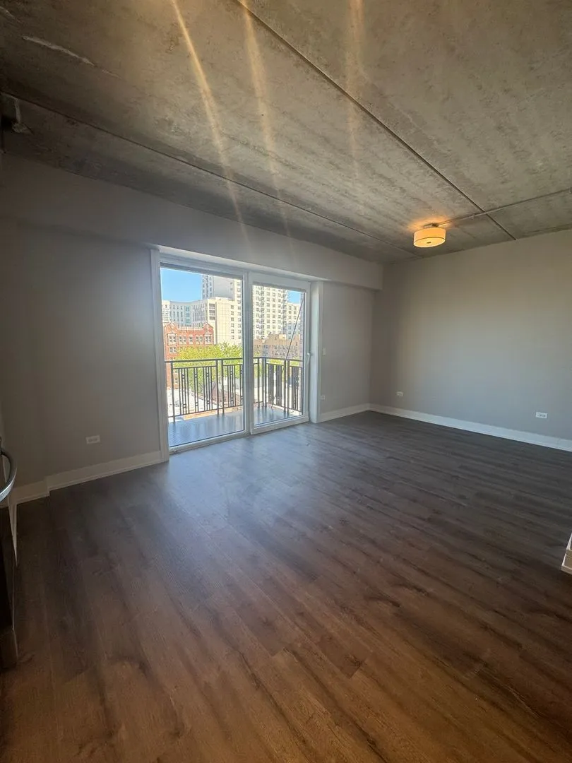 952 W Carmen Ave, ,  60640, USA 60640-unit#952-806-Chicago-IL