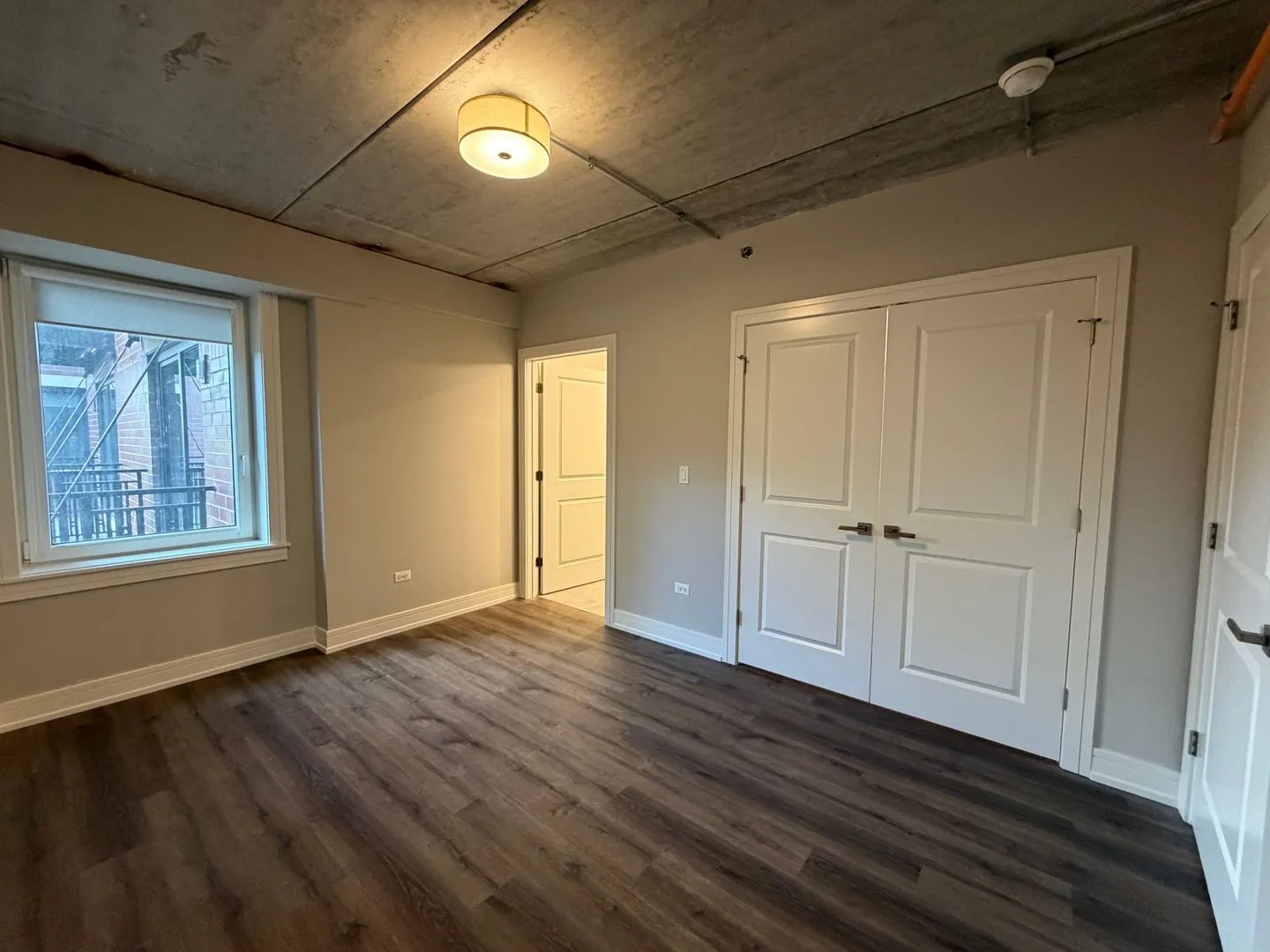952 W Carmen Ave, ,  60640, USA 60640-unit#952-402-Chicago-IL