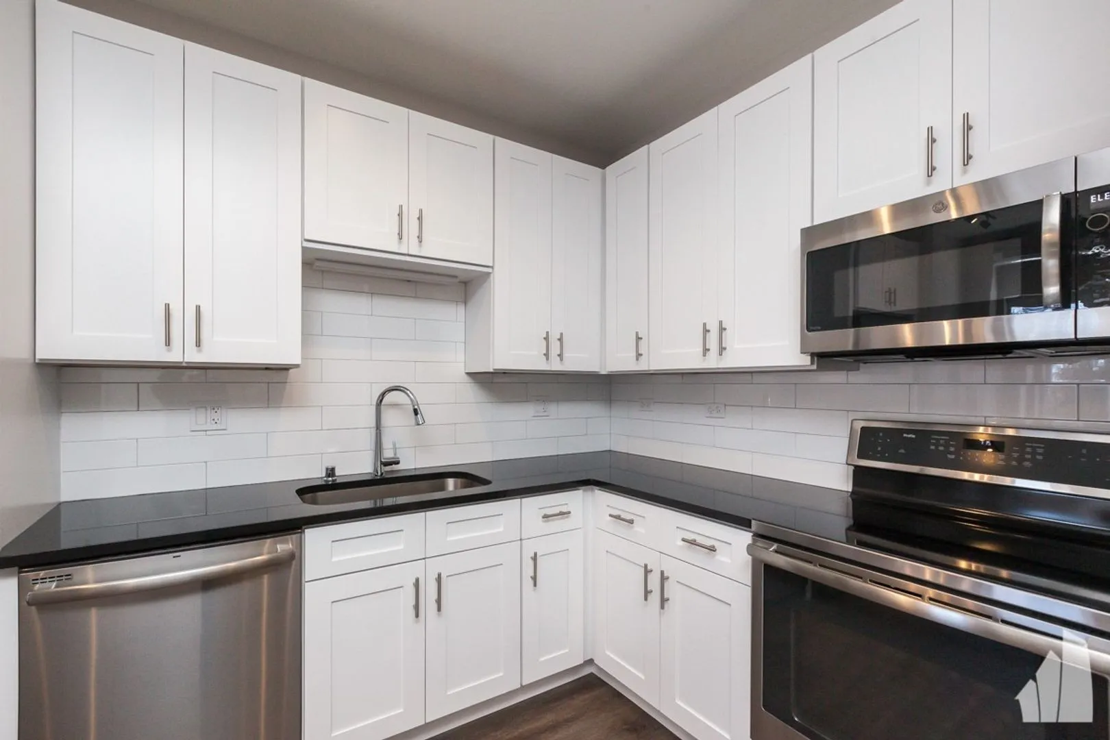 N Broadway, , , USA IL-unit#3833-302-Chicago-IL