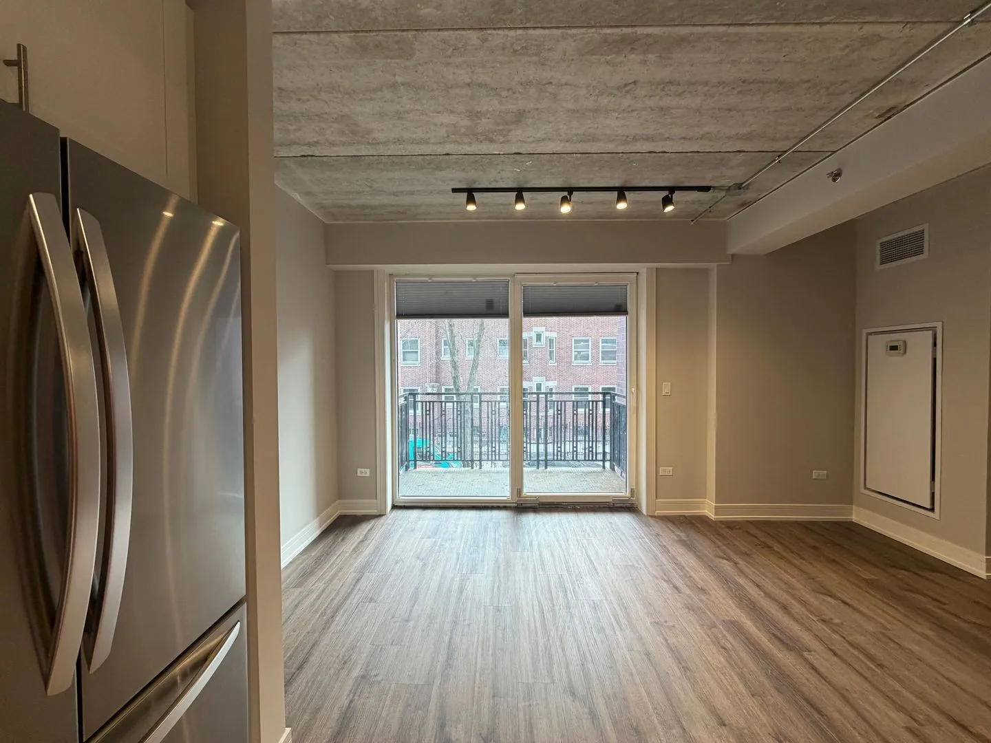 952 W Carmen Ave, , 60640, USA 60640-unit#952-211-Chicago-IL