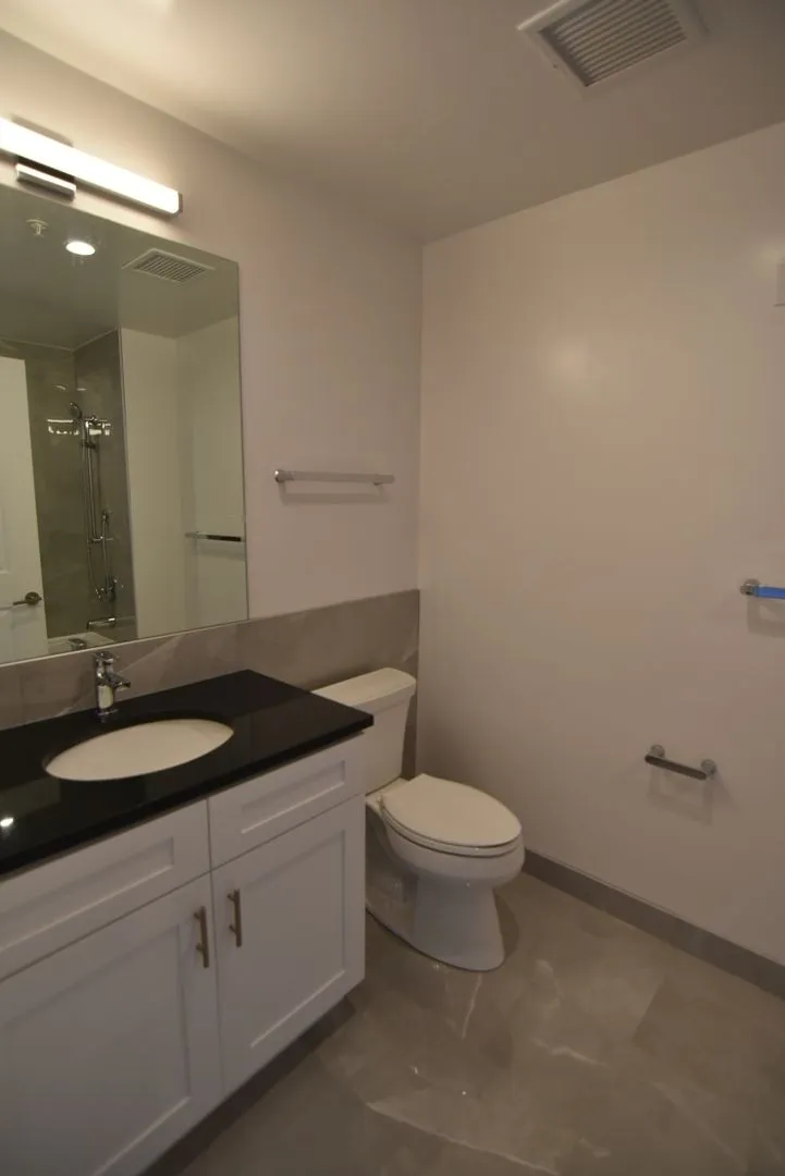 N Broadway, , , USA IL-unit#3833-217-Chicago-IL