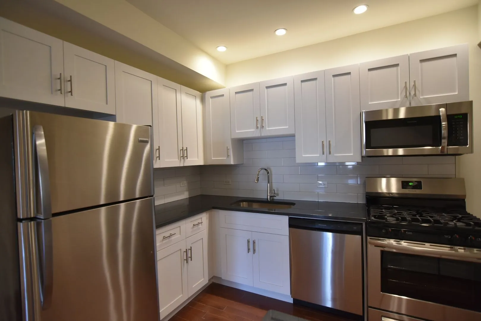 3230 N Clark St, ,  60657, USA 60657-unit#3230-2R-Chicago-IL