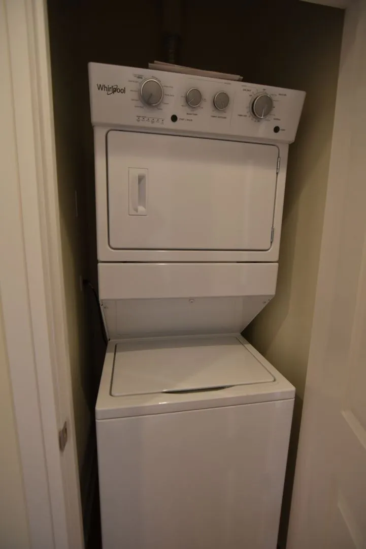 700 W Grace St, ,  60613, USA 60613-unit#3802-2-Chicago-IL