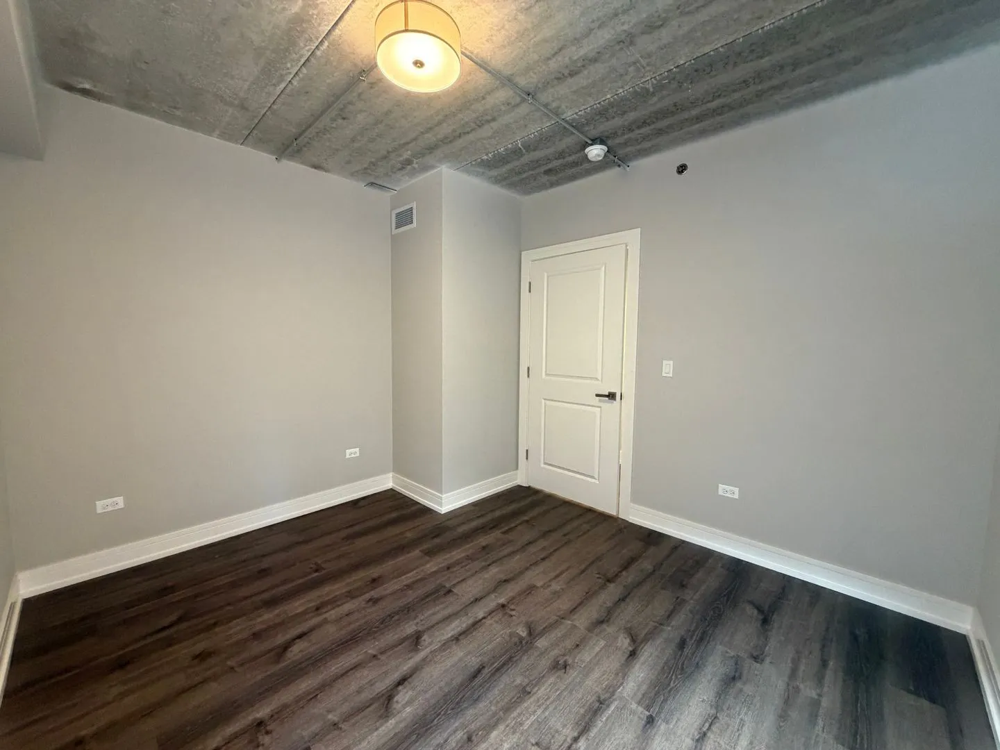 952 W Carmen Ave, ,  60640, USA 60640-unit#952-211-Chicago-IL