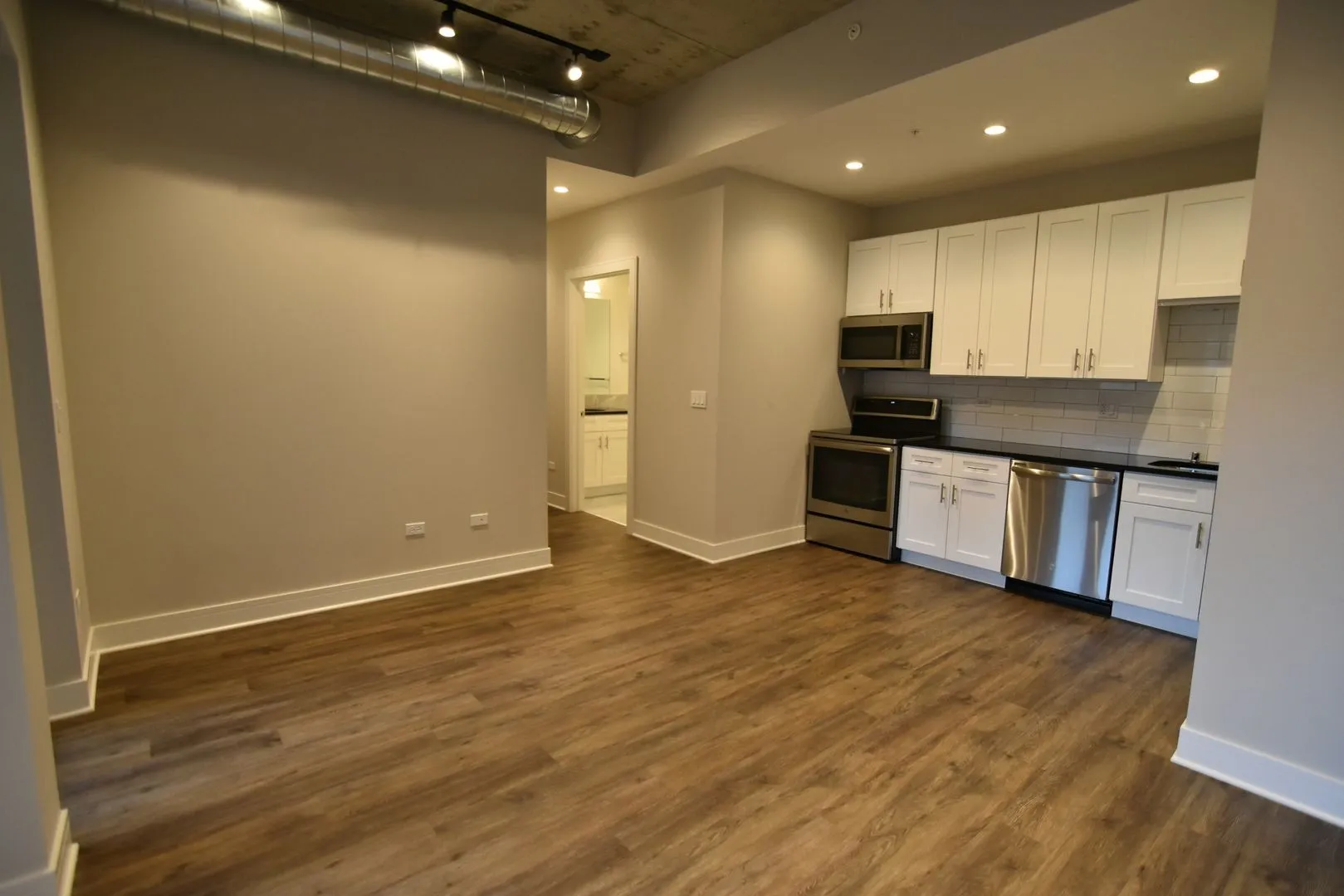 N Broadway, , , USA IL-unit#3833-317-Chicago-IL